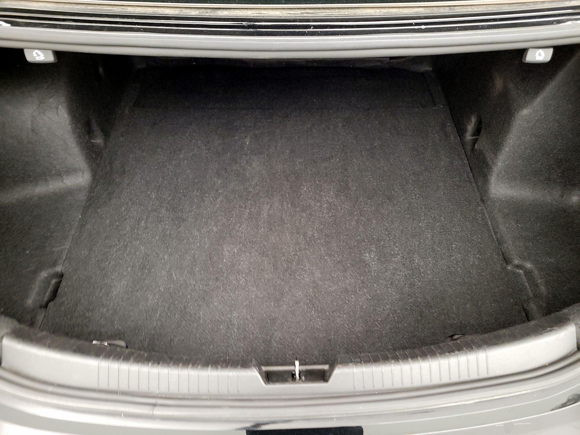 Thumbnail: 2023 Chevrolet Malibu - 20