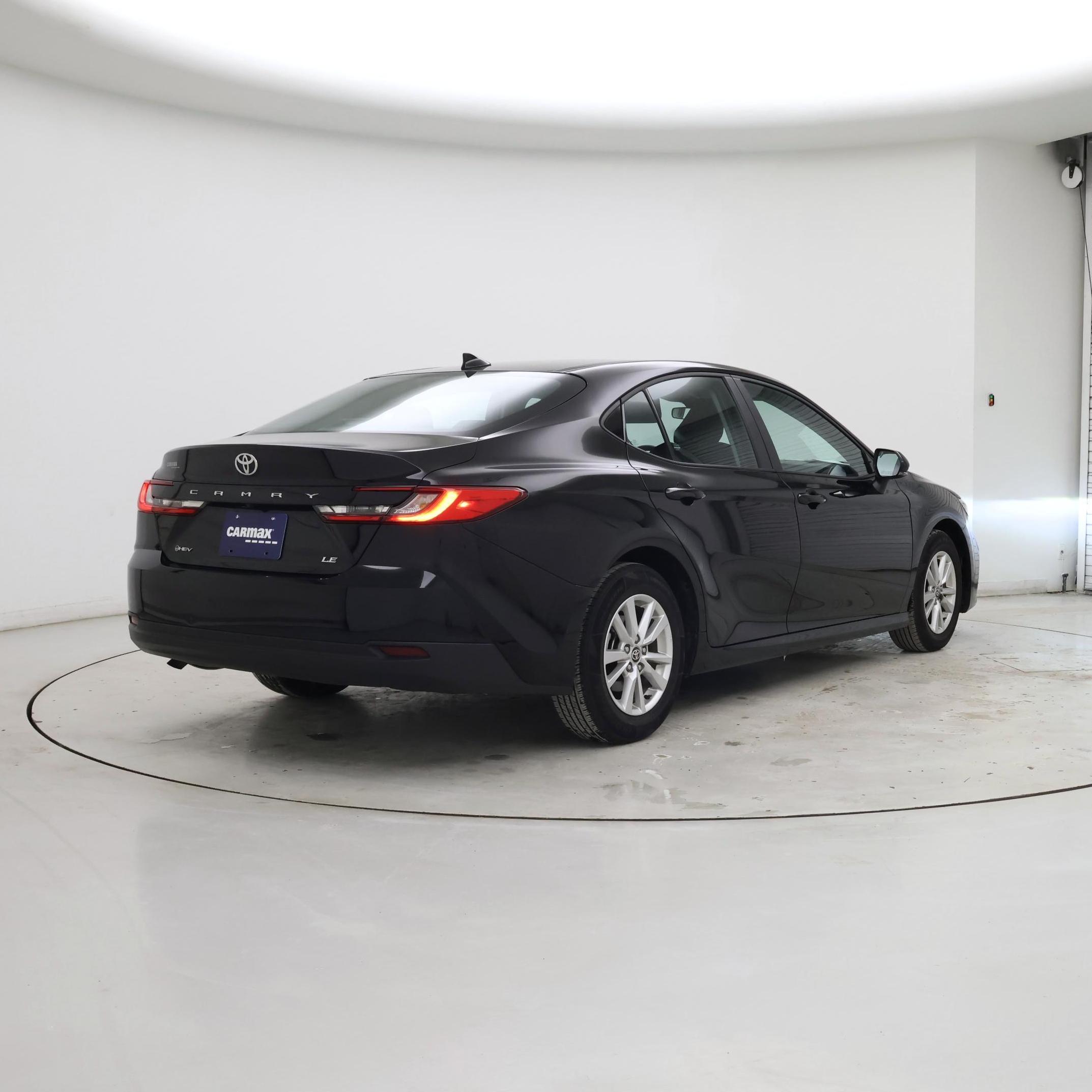 Thumbnail: 2025 Toyota Camry - 8