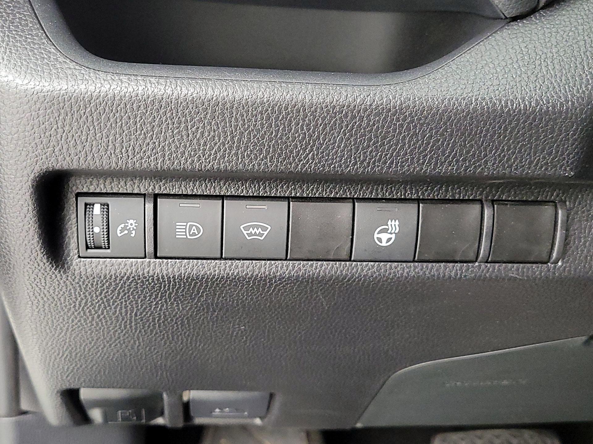 Thumbnail: 2025 Toyota RAV4 - 13