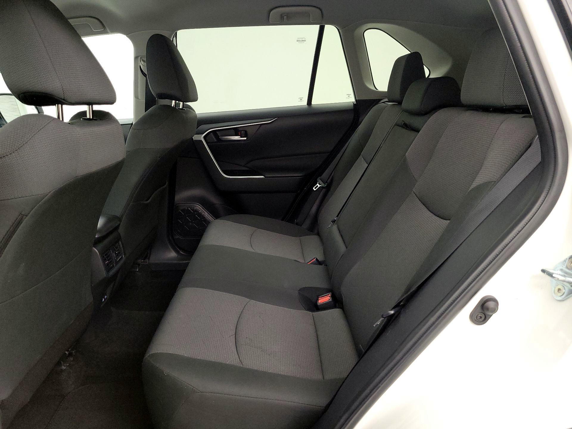 Thumbnail: 2025 Toyota RAV4 - 19