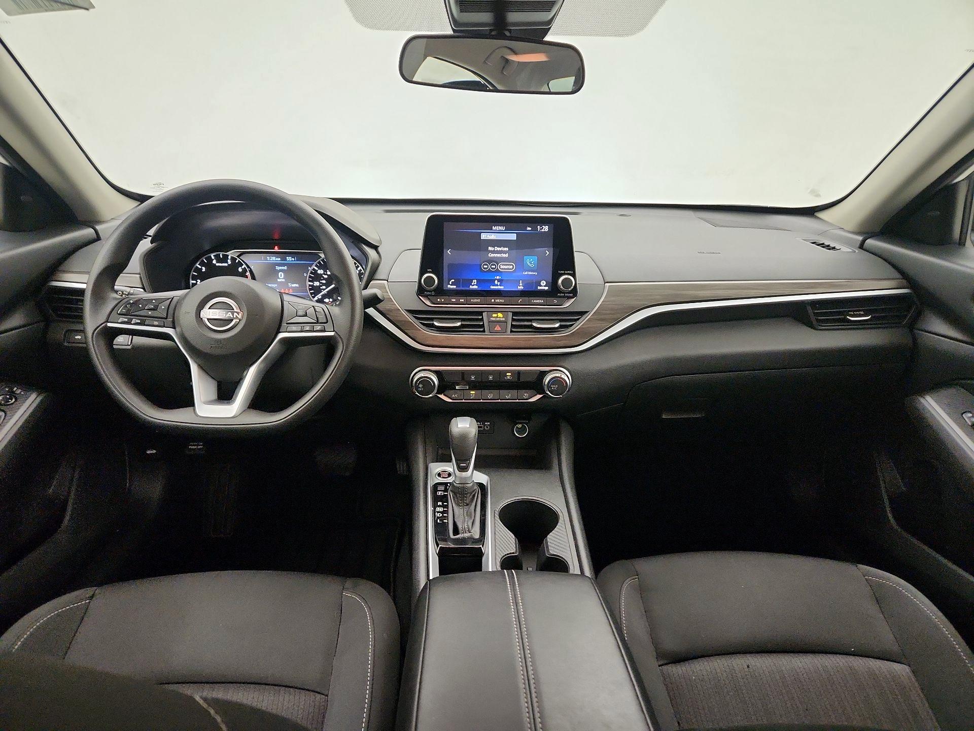 Thumbnail: 2025 Nissan Altima - 9