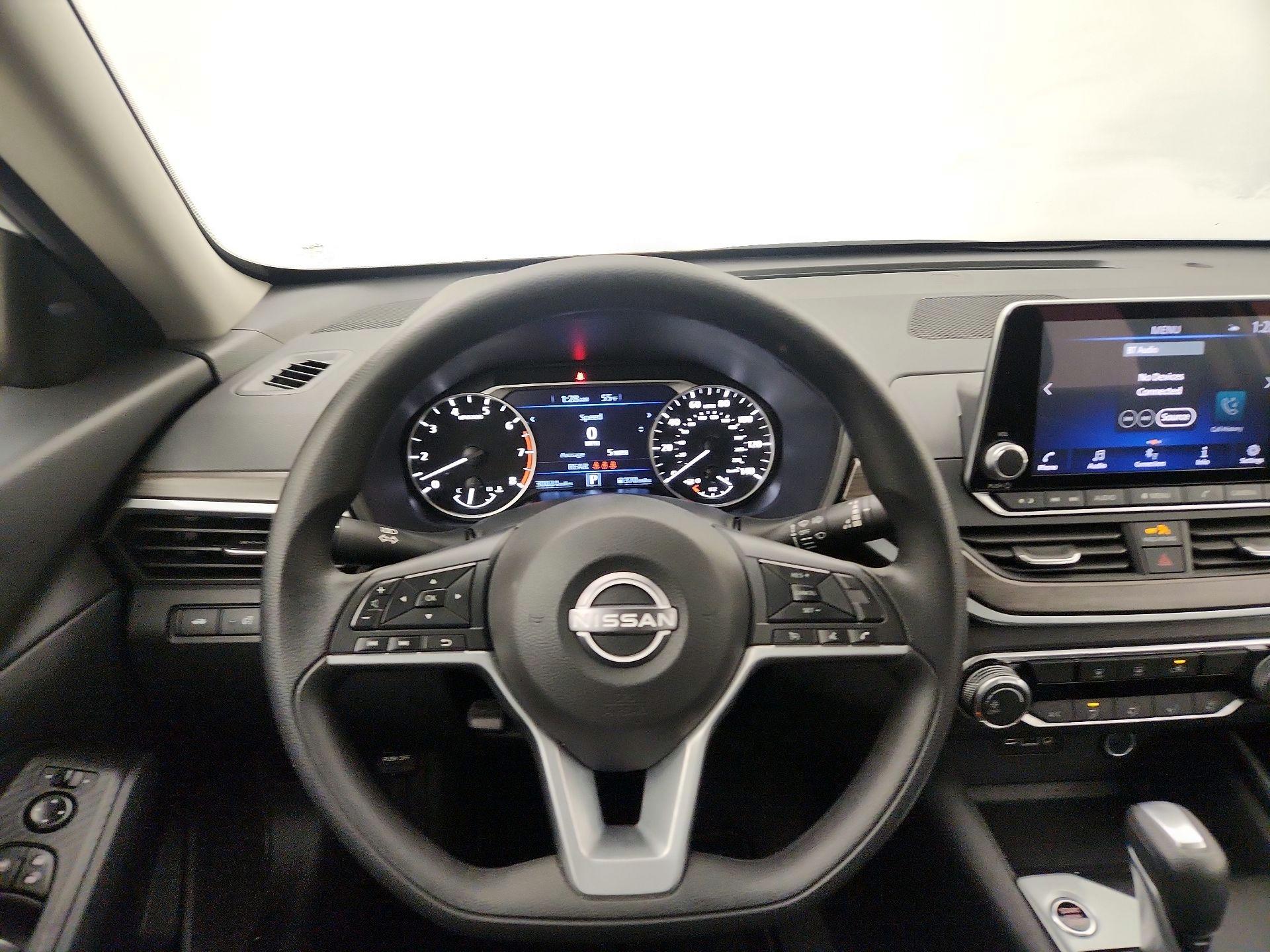 Thumbnail: 2025 Nissan Altima - 10