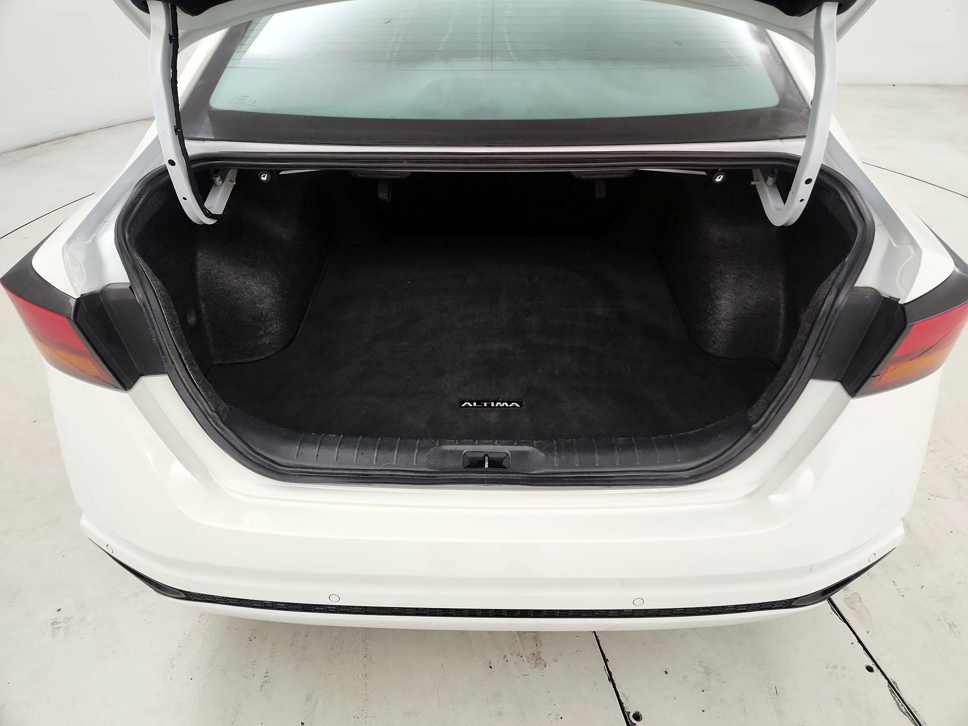 Thumbnail: 2025 Nissan Altima - 16