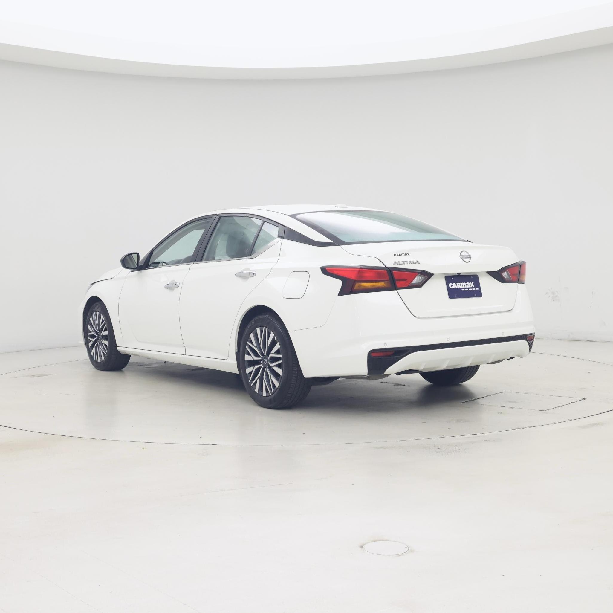 Thumbnail: 2025 Nissan Altima - 2