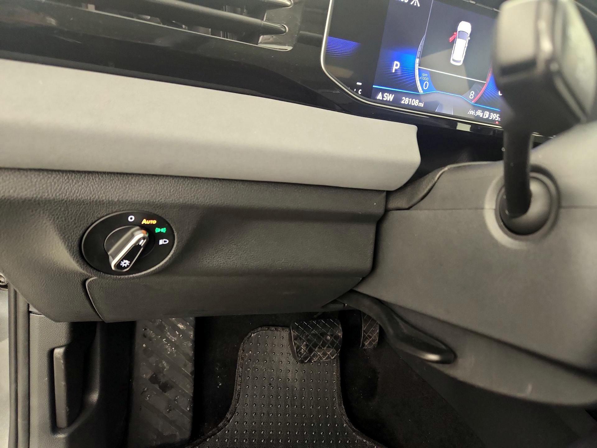 Thumbnail: 2025 Volkswagen Jetta - 13