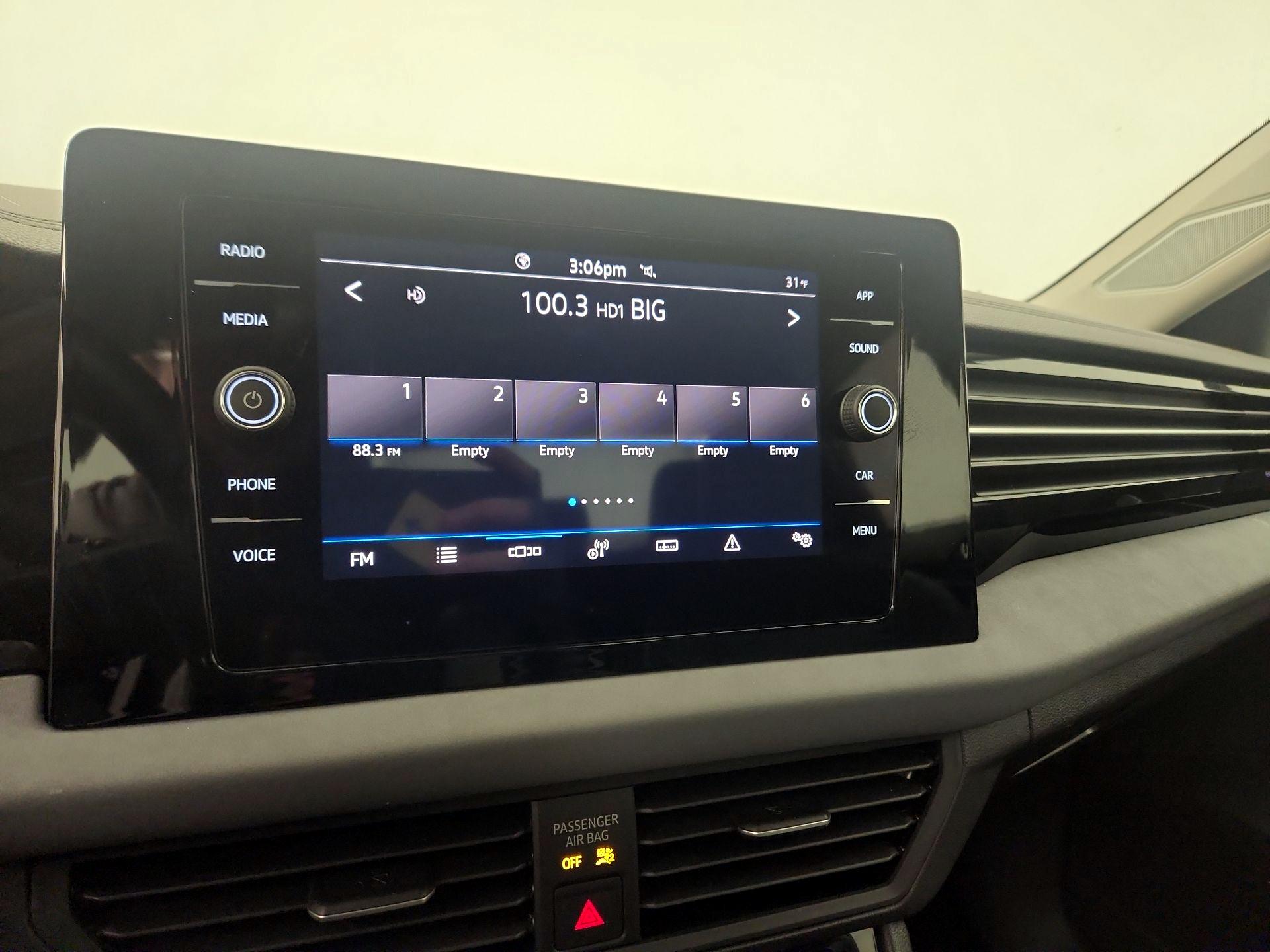 Thumbnail: 2025 Volkswagen Jetta - 15