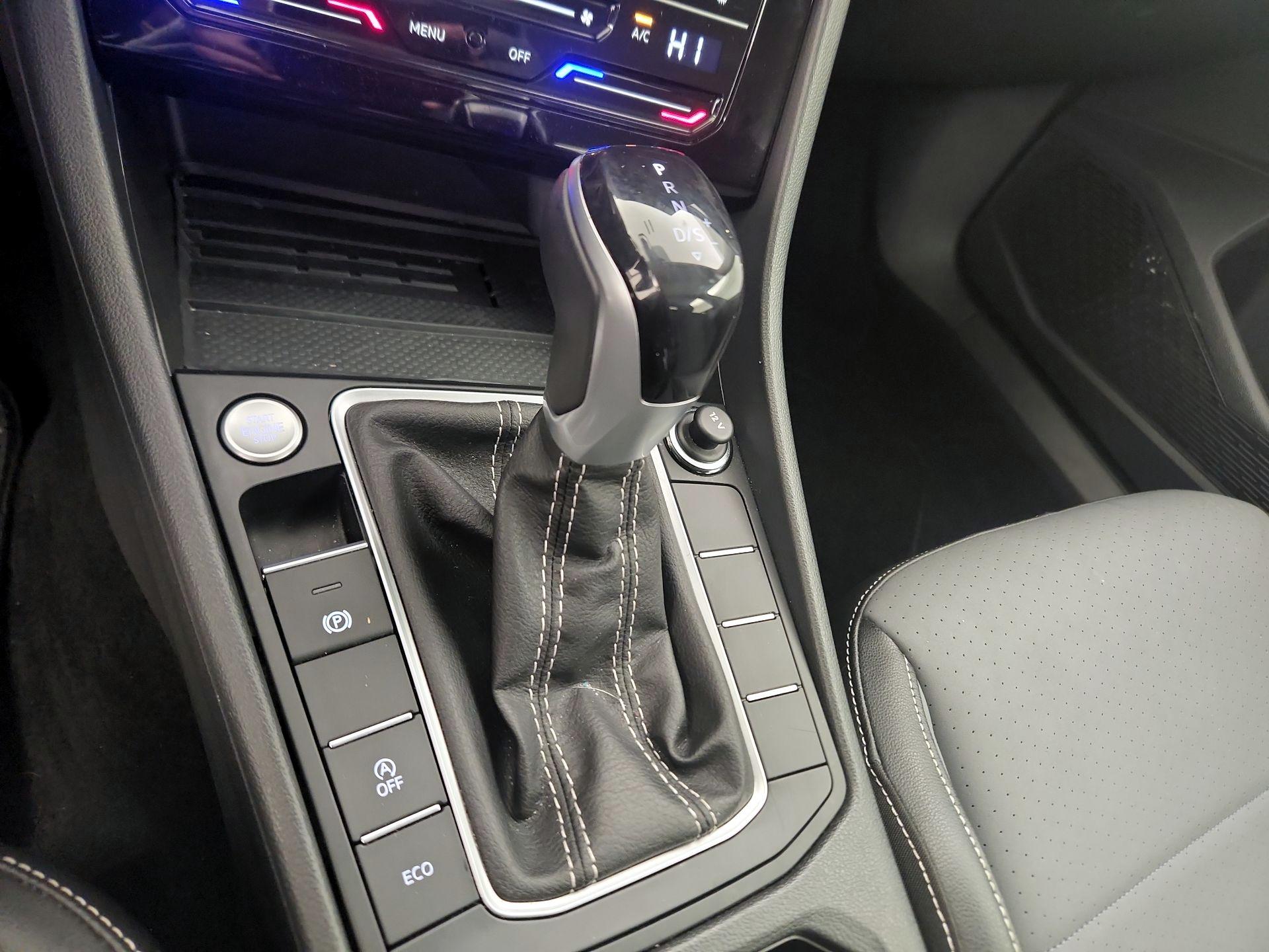 Thumbnail: 2025 Volkswagen Jetta - 17