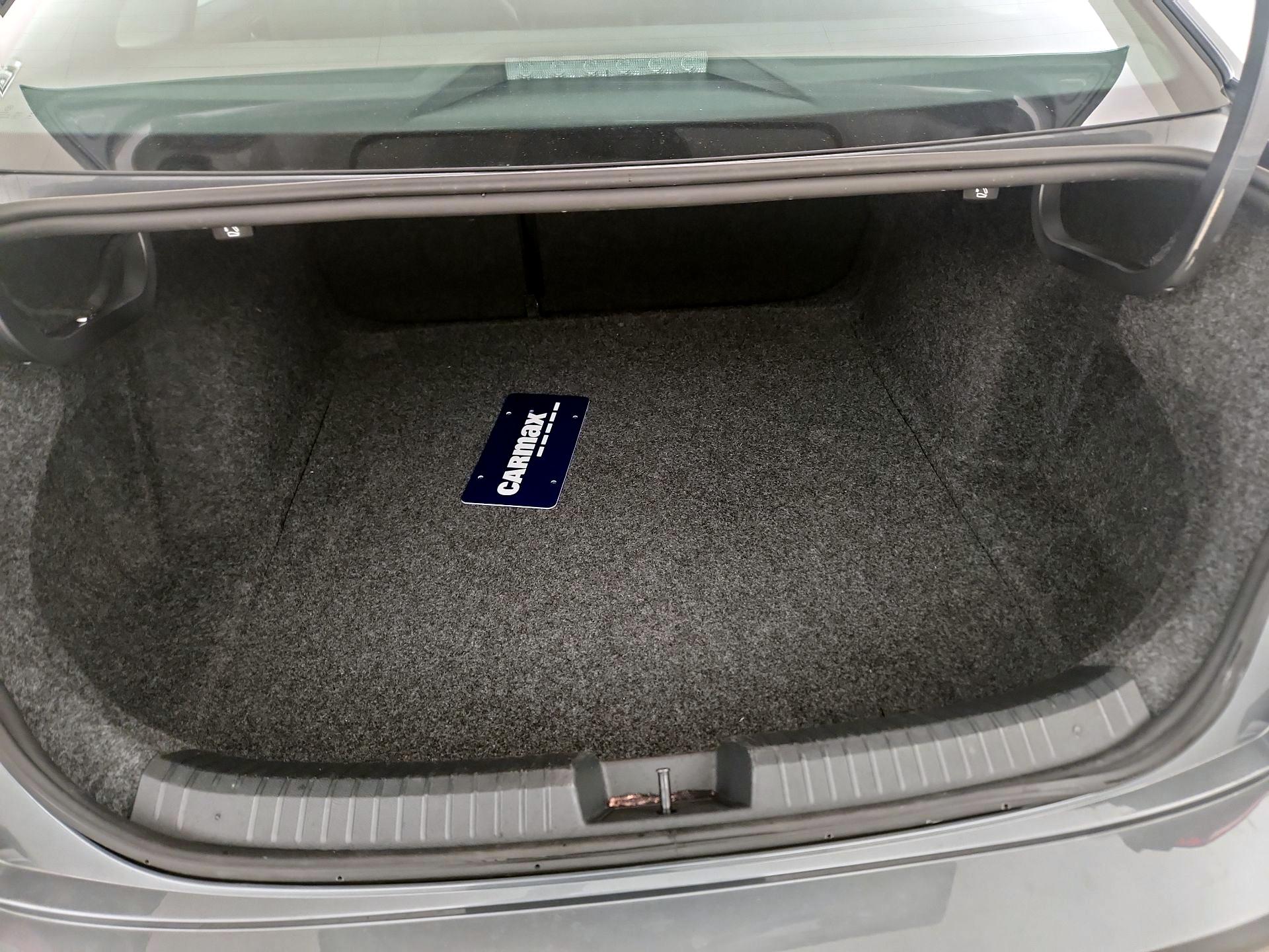 Thumbnail: 2025 Volkswagen Jetta - 20