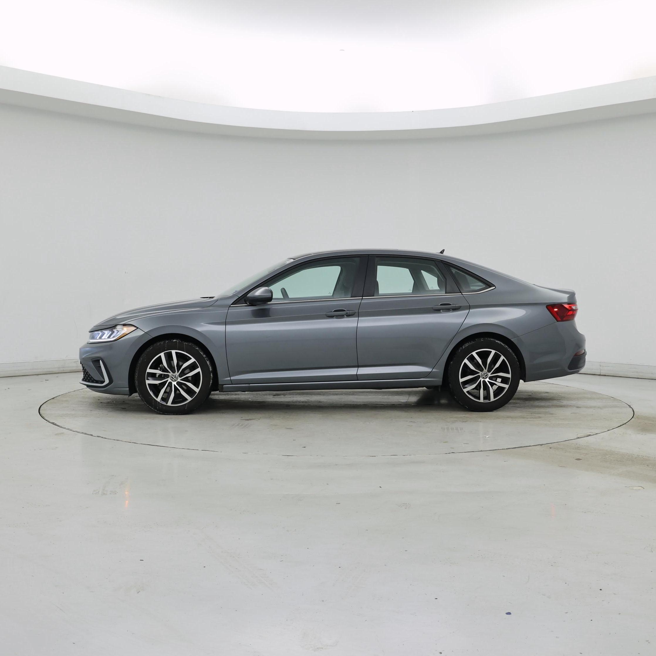 Thumbnail: 2025 Volkswagen Jetta - 3