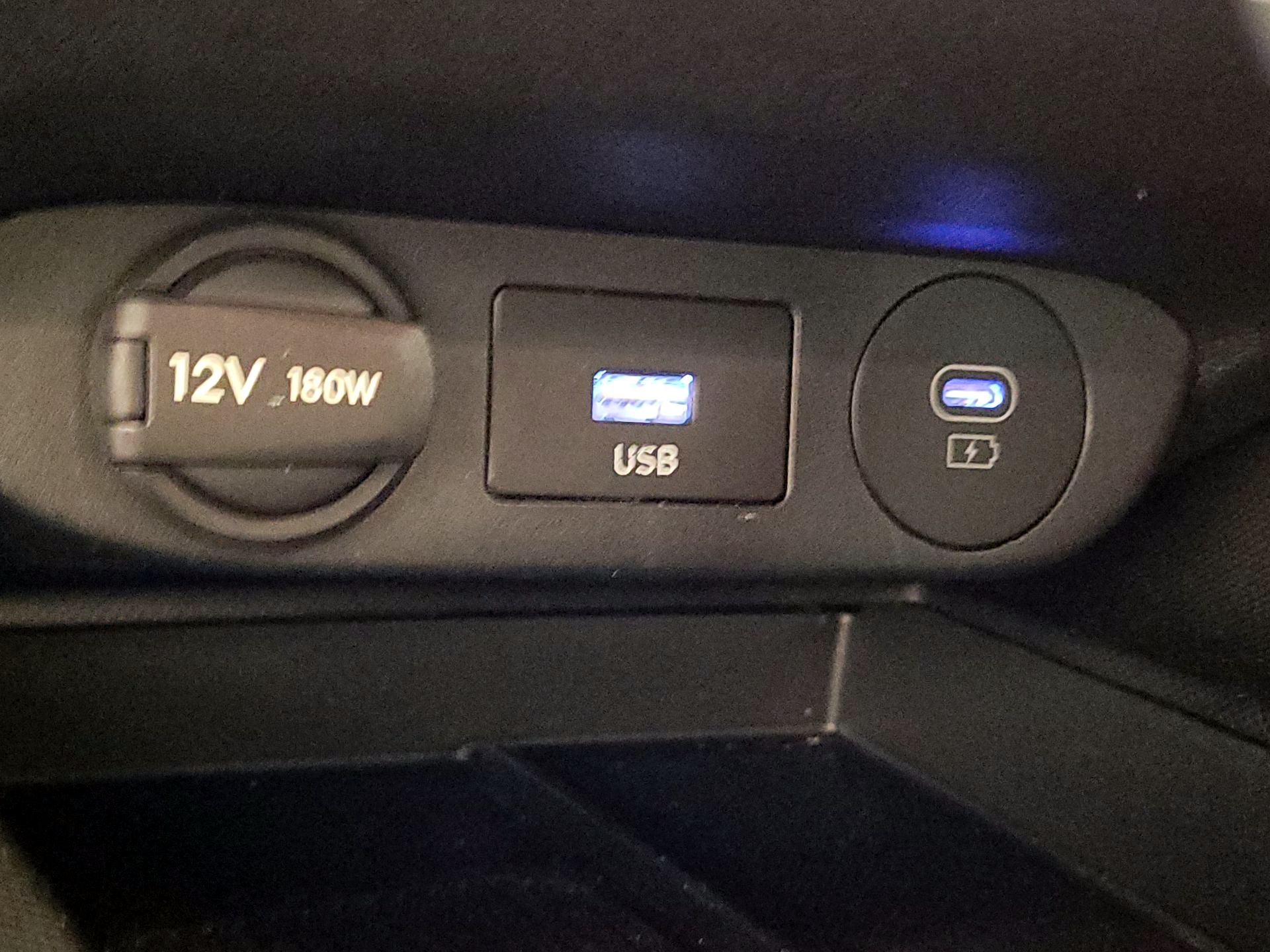 Thumbnail: 2025 Hyundai Elantra - 18