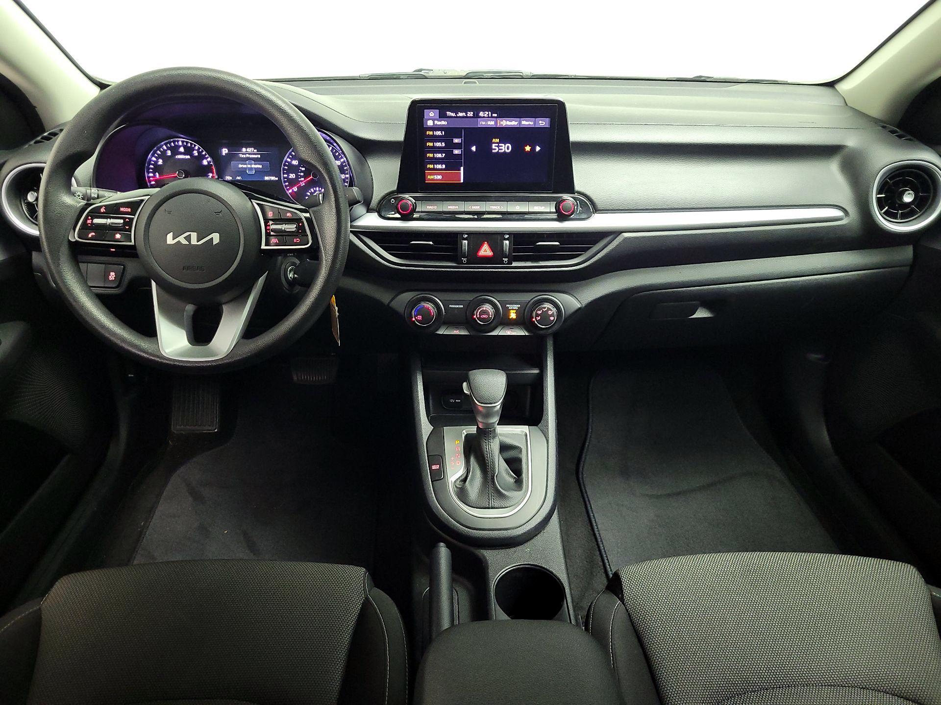 Thumbnail: 2024 Kia Forte - 9