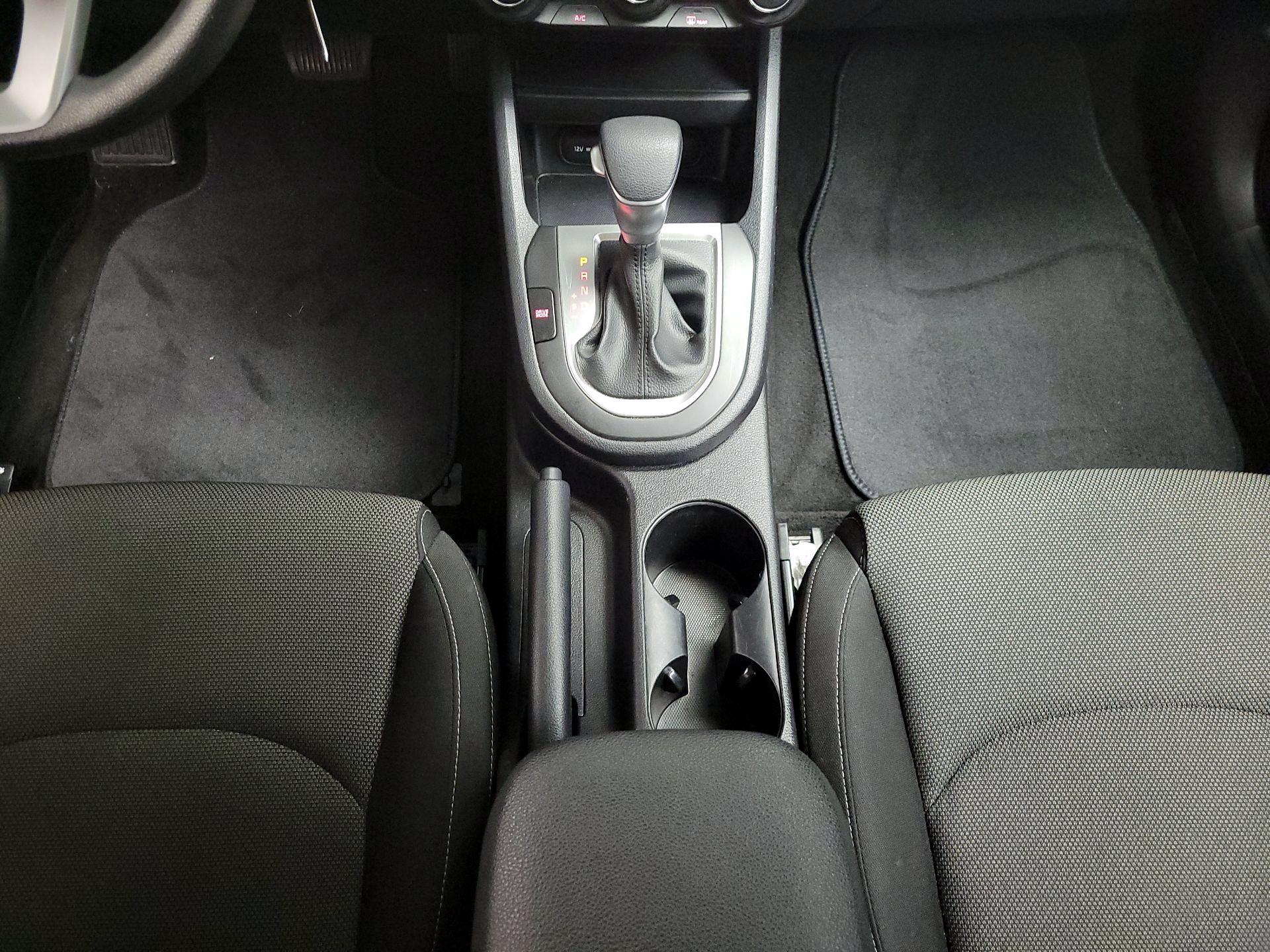 Thumbnail: 2024 Kia Forte - 17