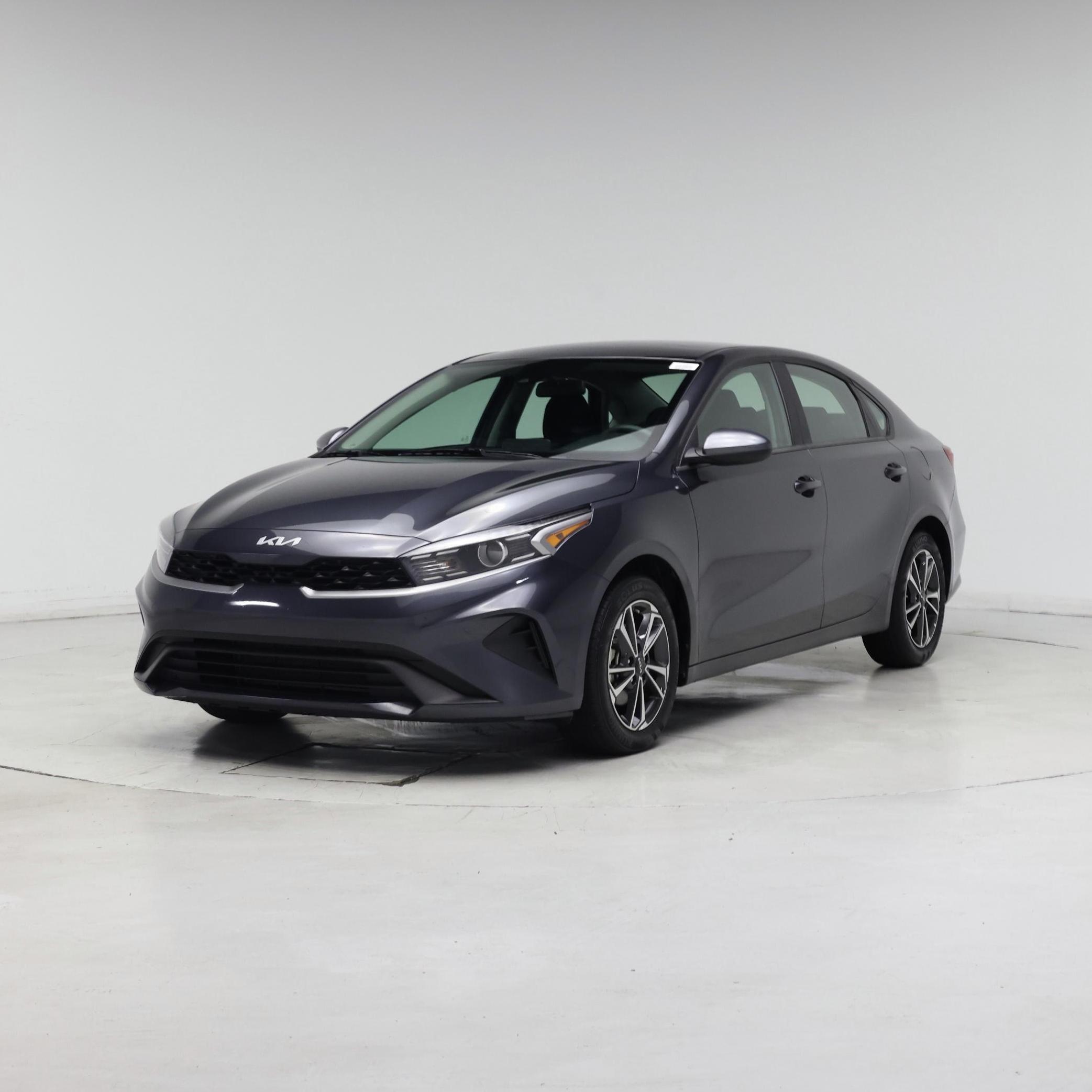 Thumbnail: 2024 Kia Forte - 4