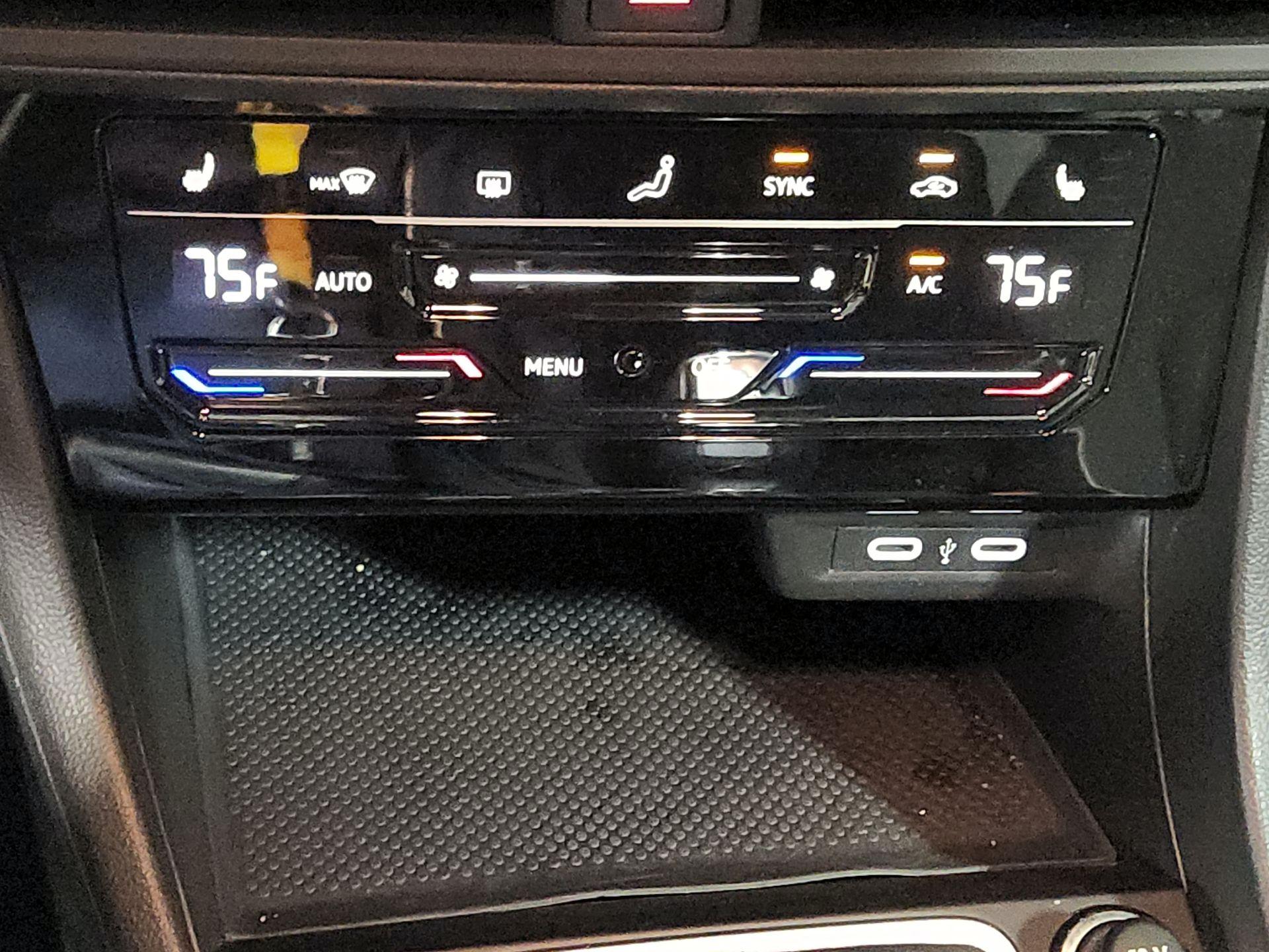 Thumbnail: 2025 Volkswagen Jetta - 14