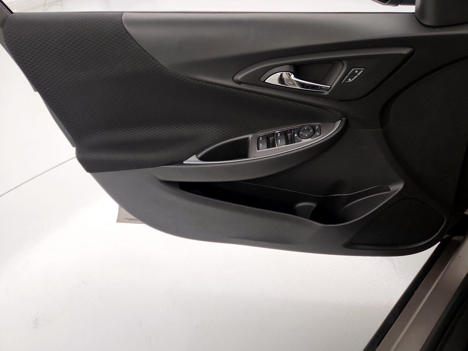 Thumbnail: 2024 Chevrolet Malibu - 12