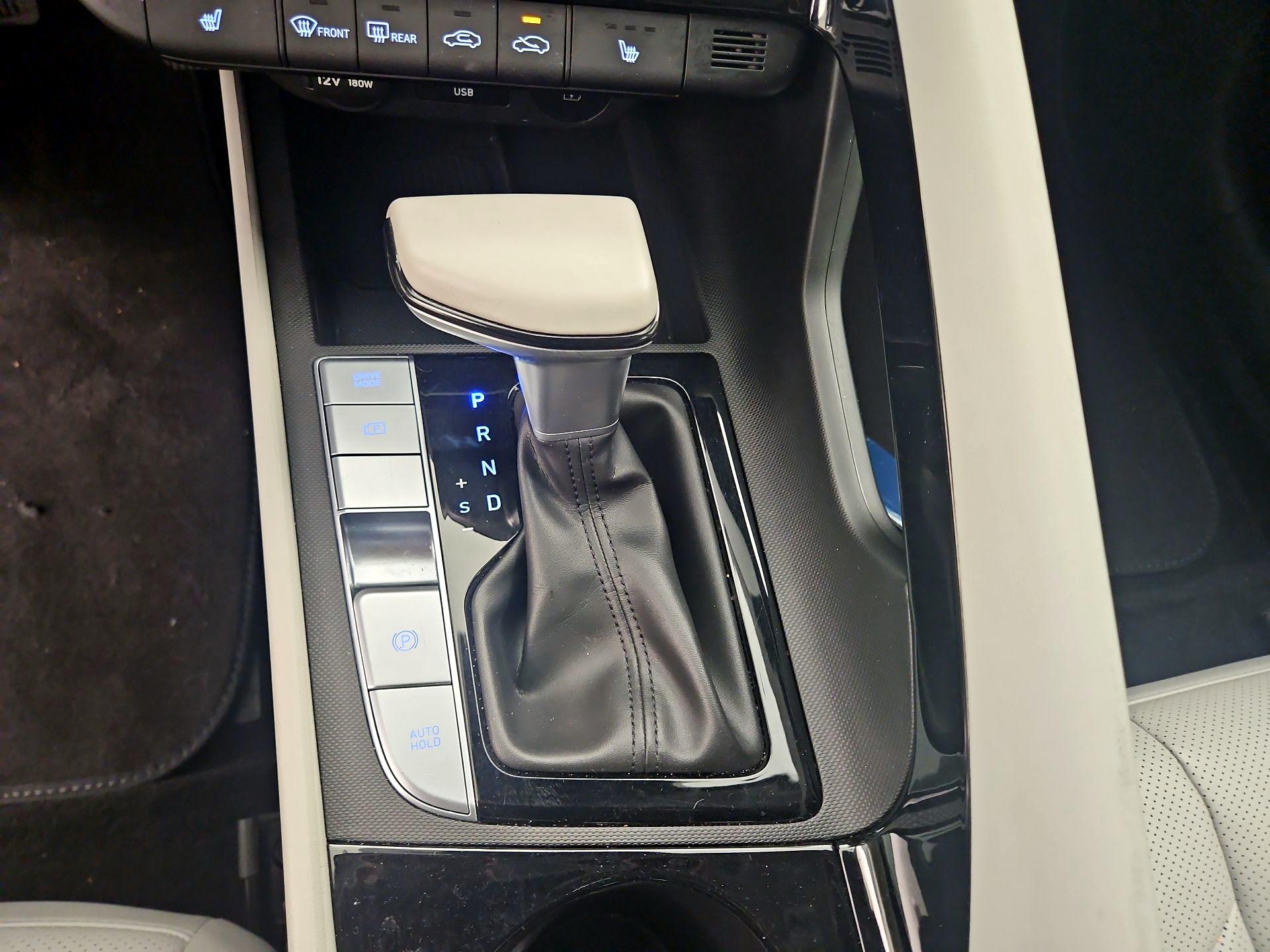 Thumbnail: 2025 Hyundai Elantra - 17