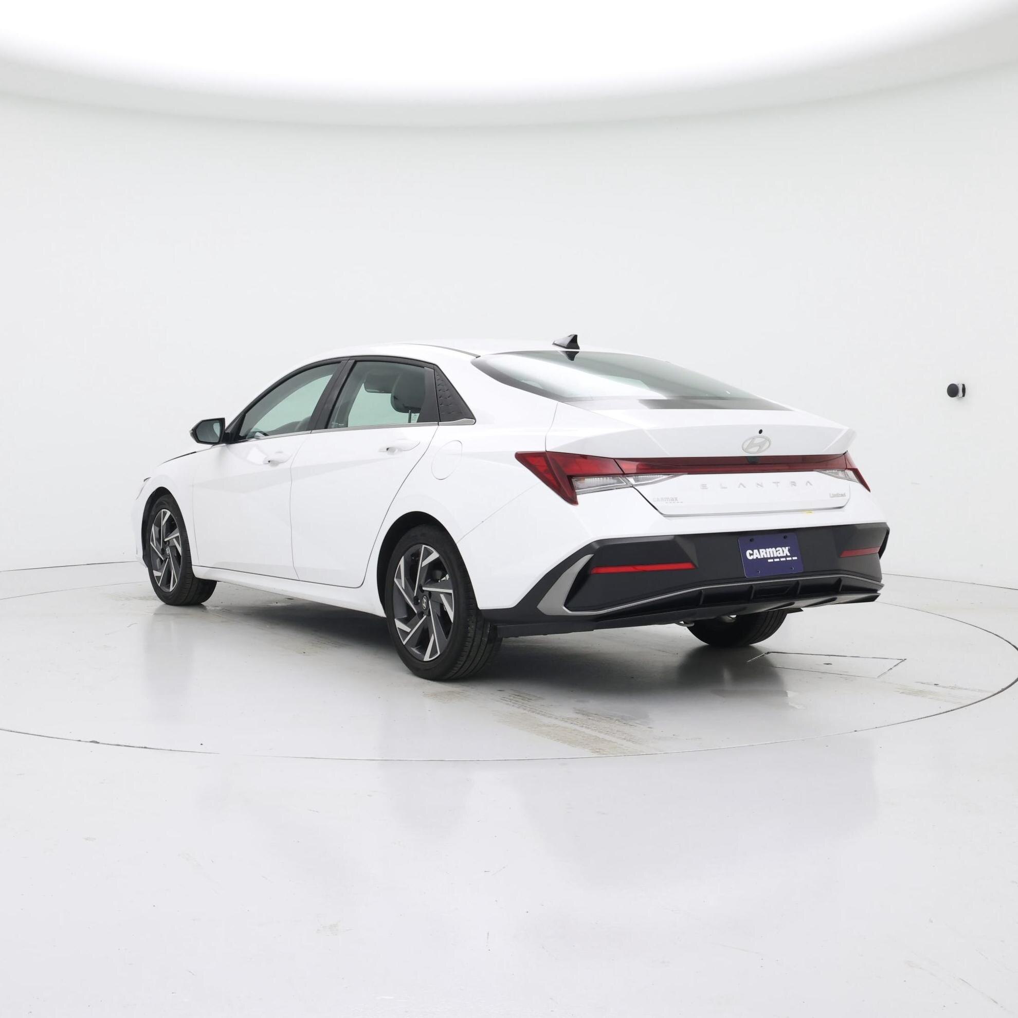 Thumbnail: 2025 Hyundai Elantra - 2