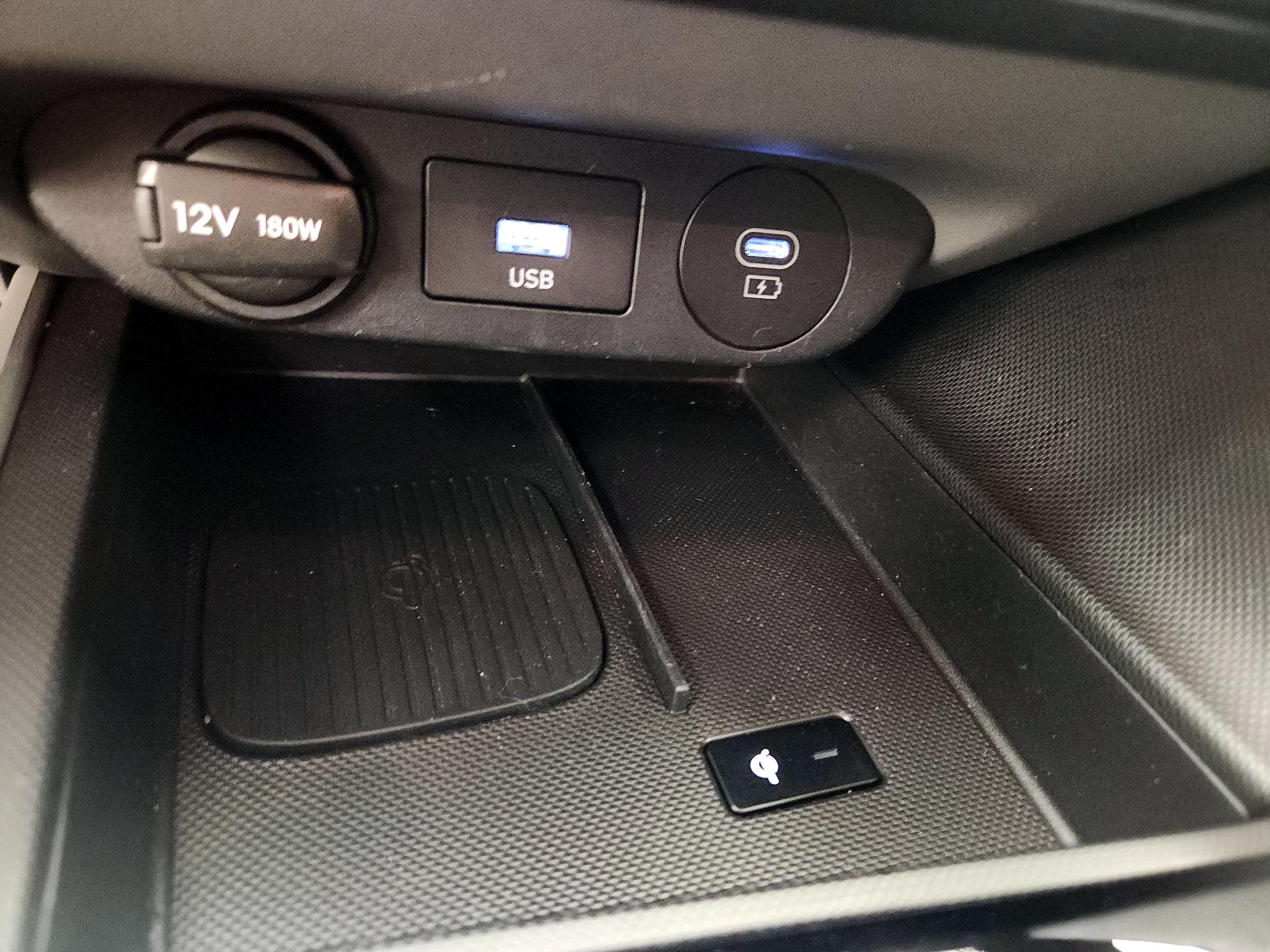 Thumbnail: 2025 Hyundai Elantra - 19