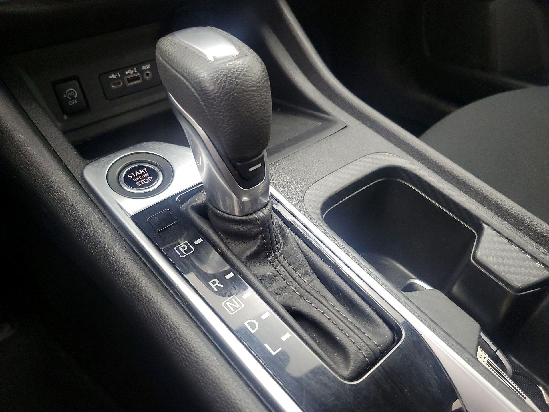 Thumbnail: 2024 Nissan Sentra - 17