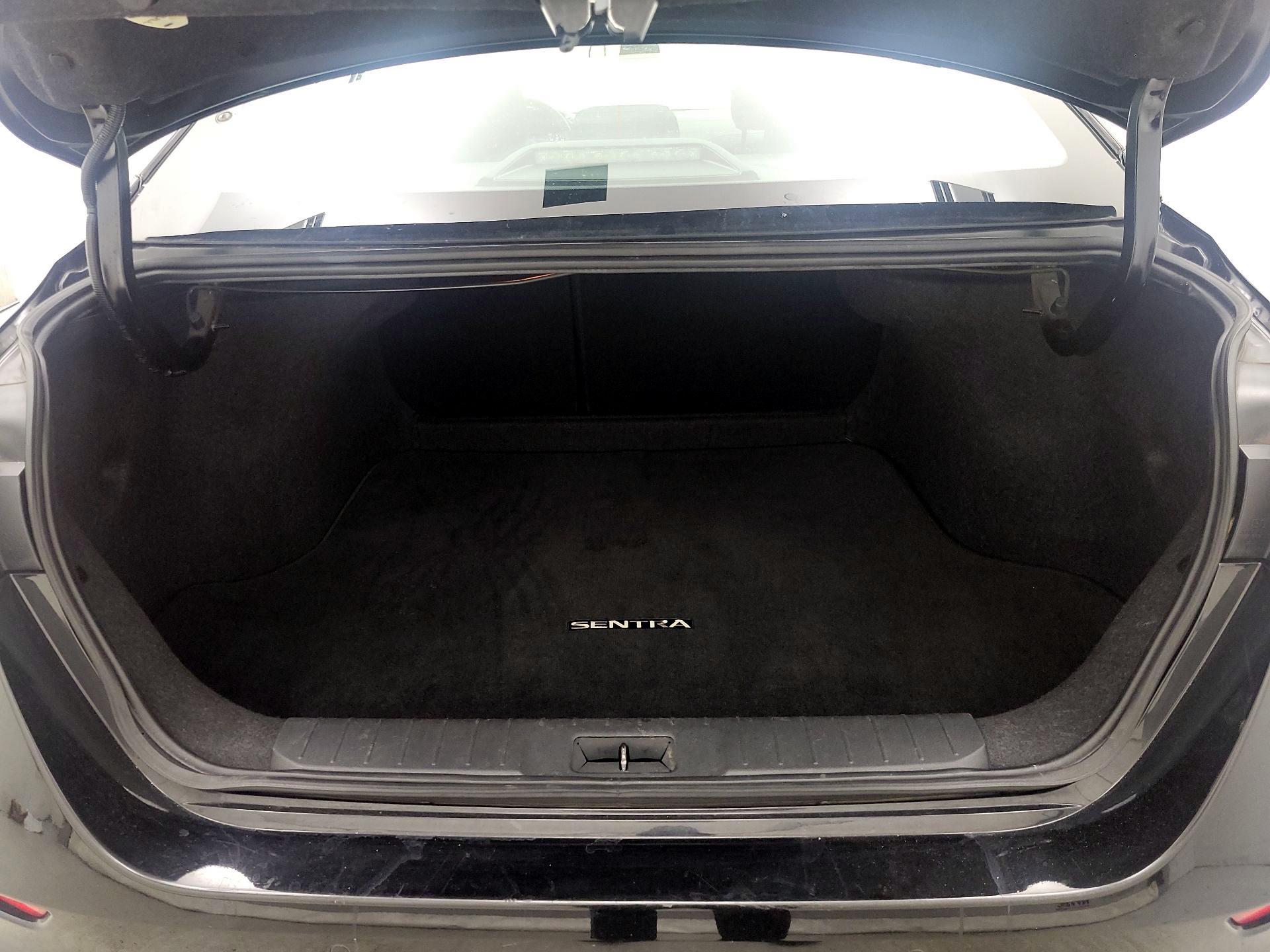 Thumbnail: 2024 Nissan Sentra - 20