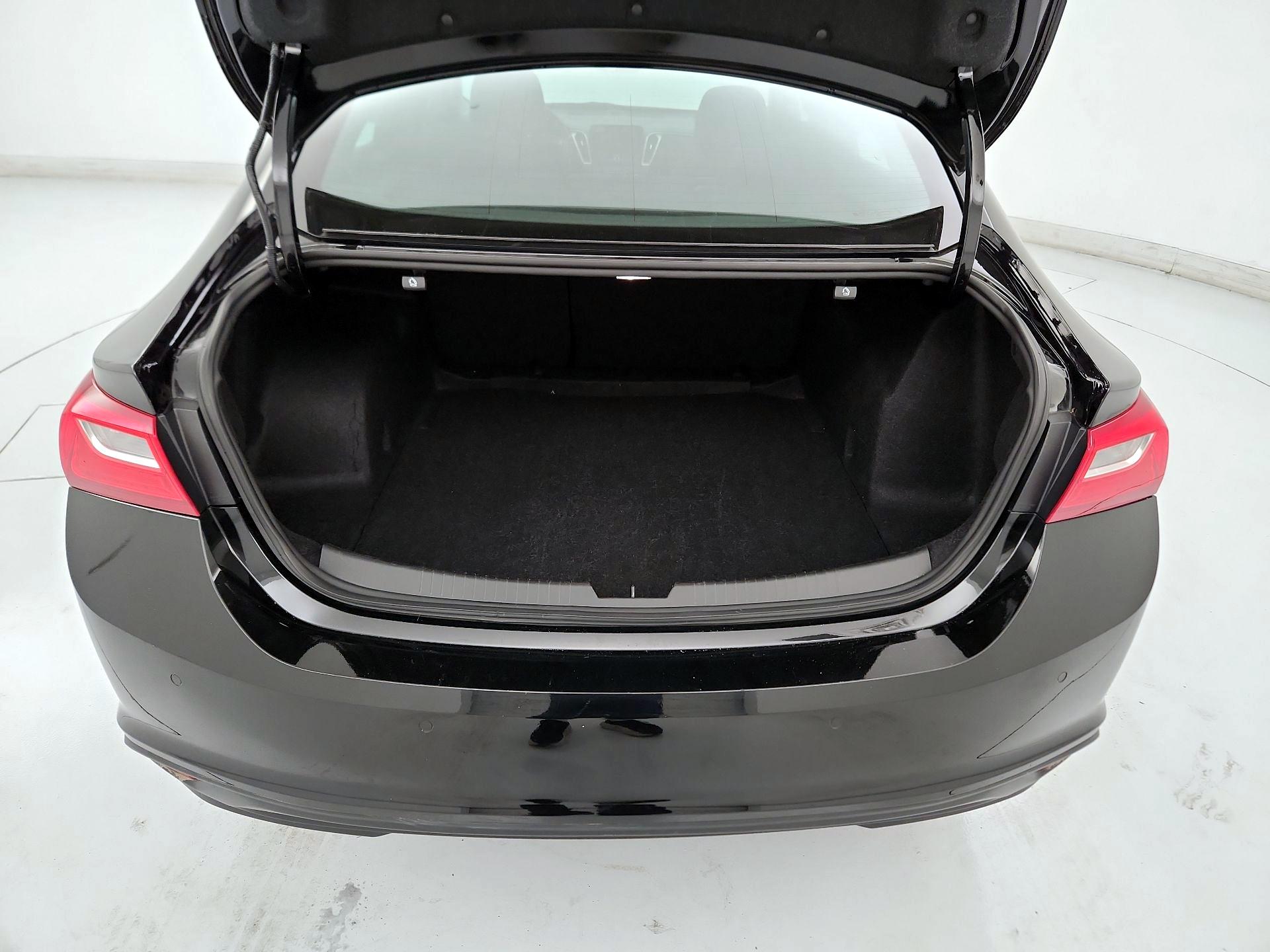 Thumbnail: 2024 Chevrolet Malibu - 20