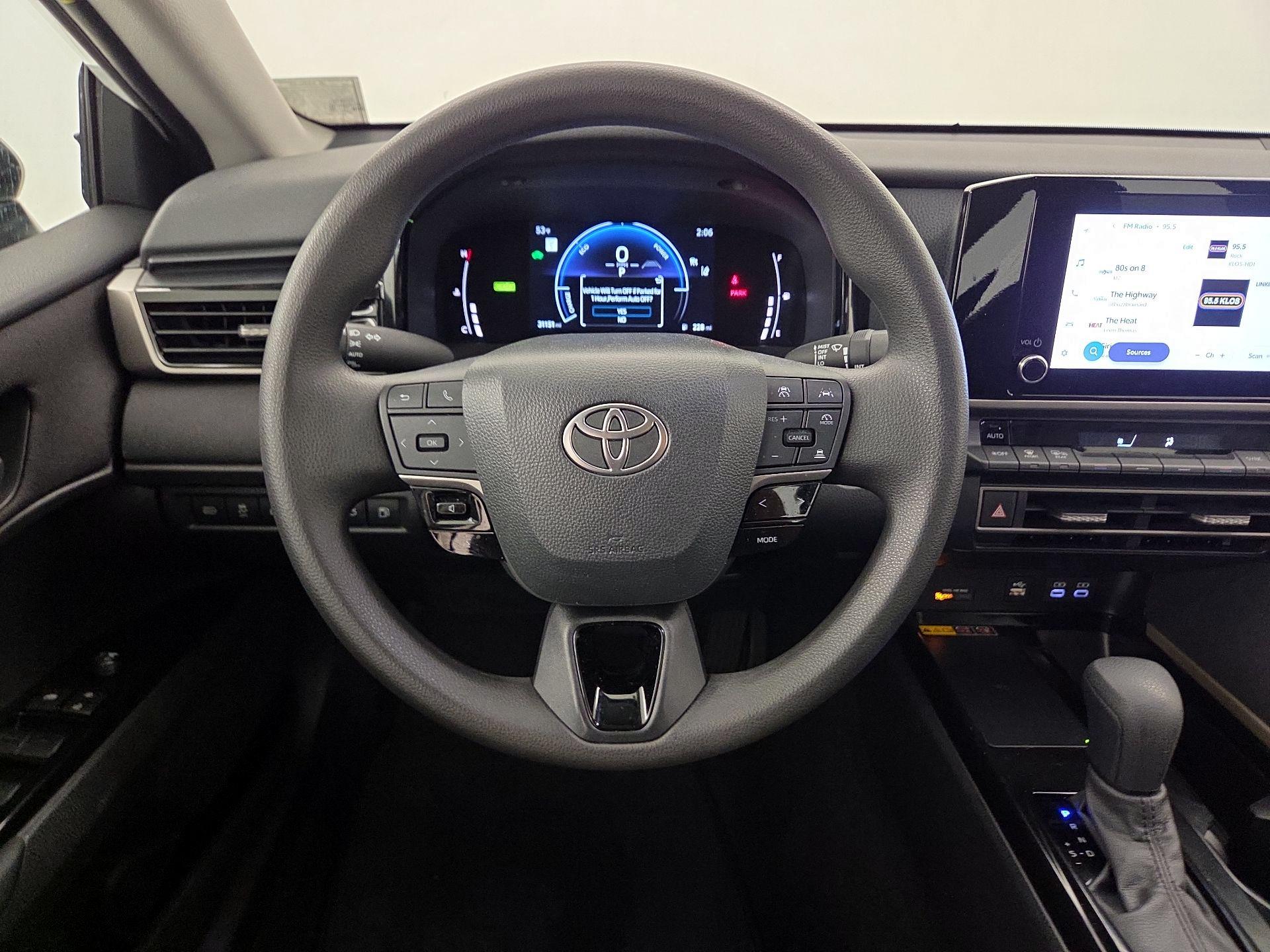 Thumbnail: 2025 Toyota Camry - 10