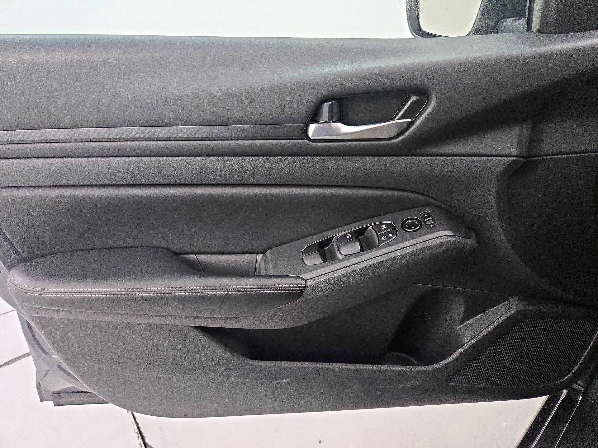 Thumbnail: 2025 Nissan Altima - 12