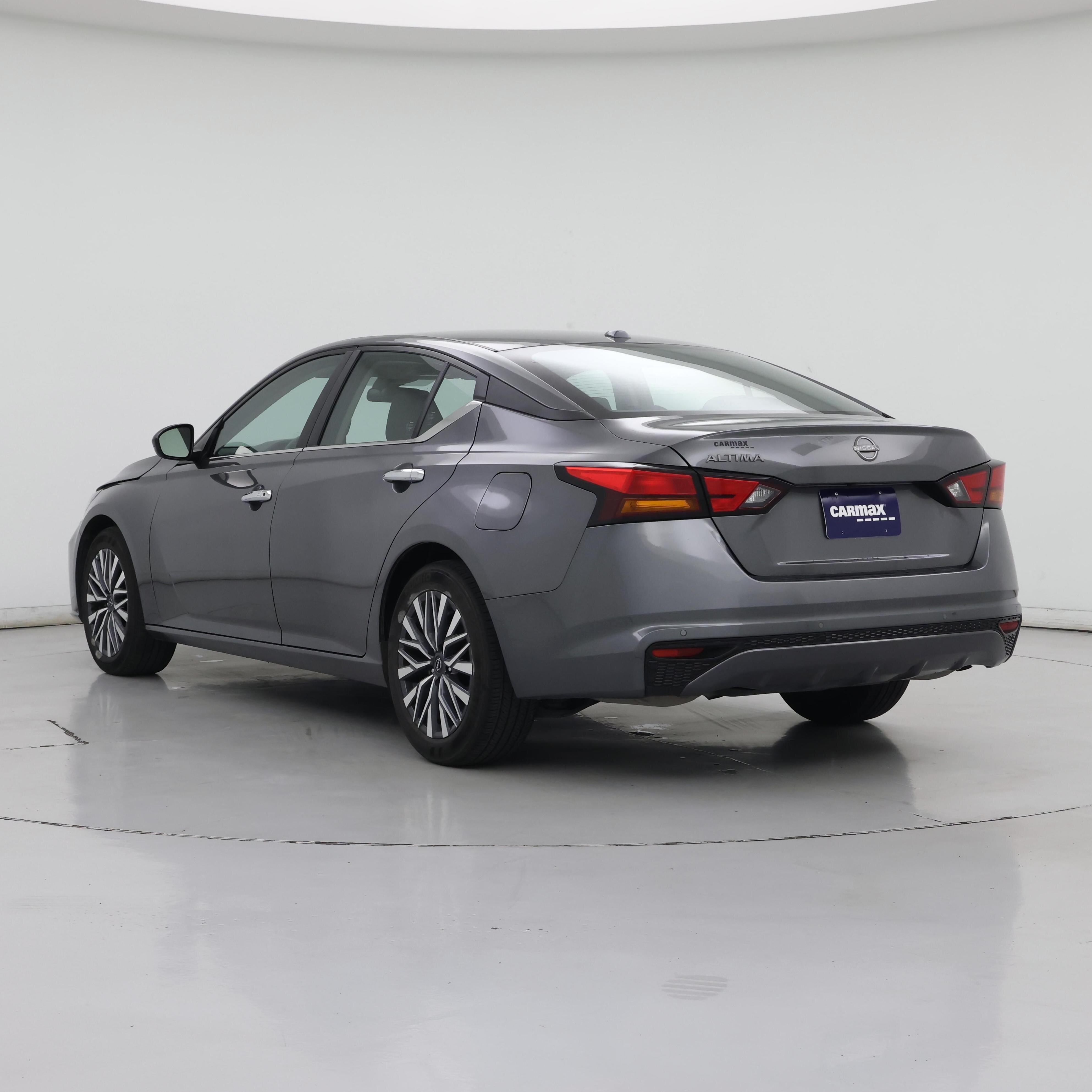 Thumbnail: 2025 Nissan Altima - 2