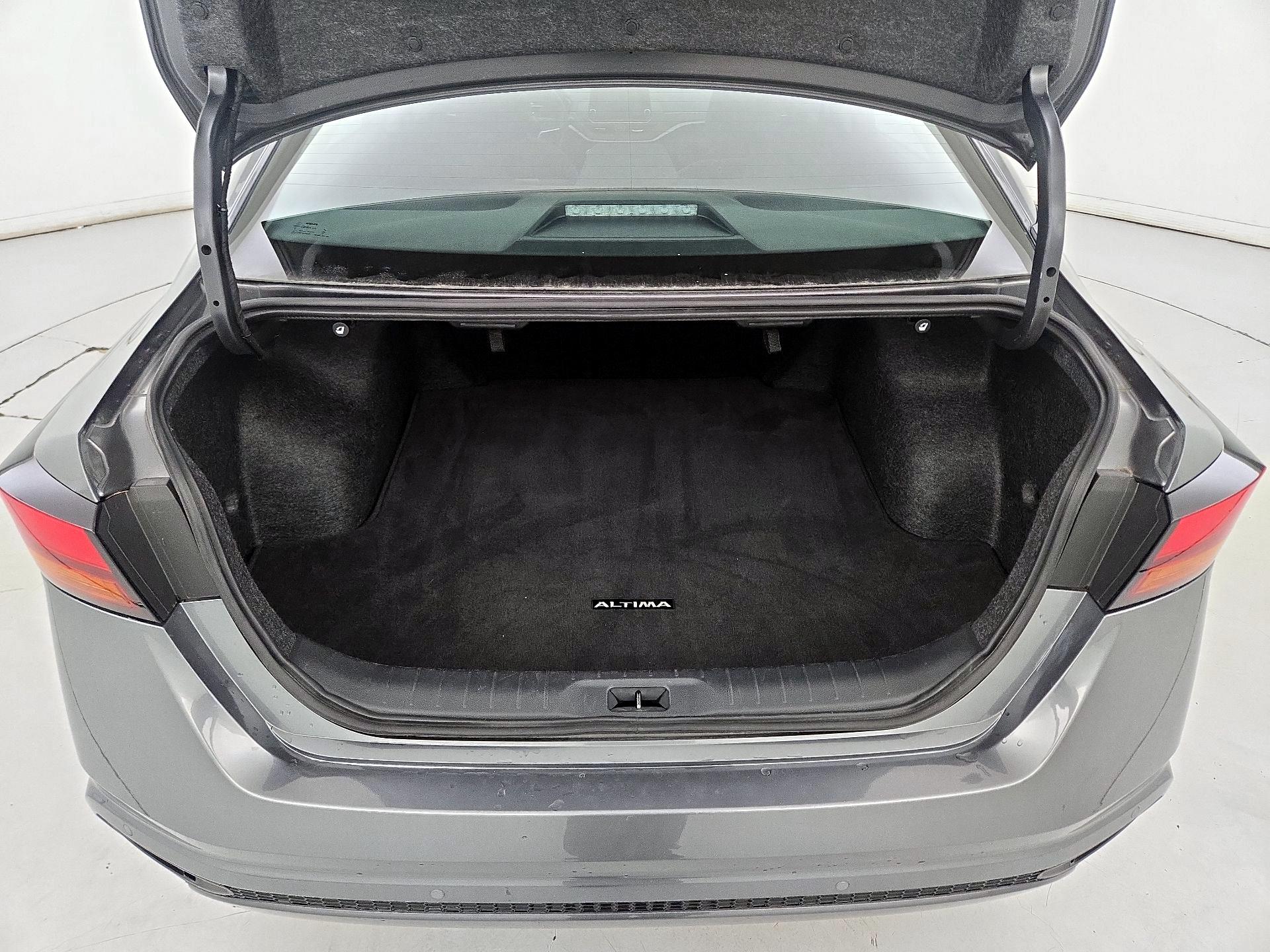 Thumbnail: 2025 Nissan Altima - 20