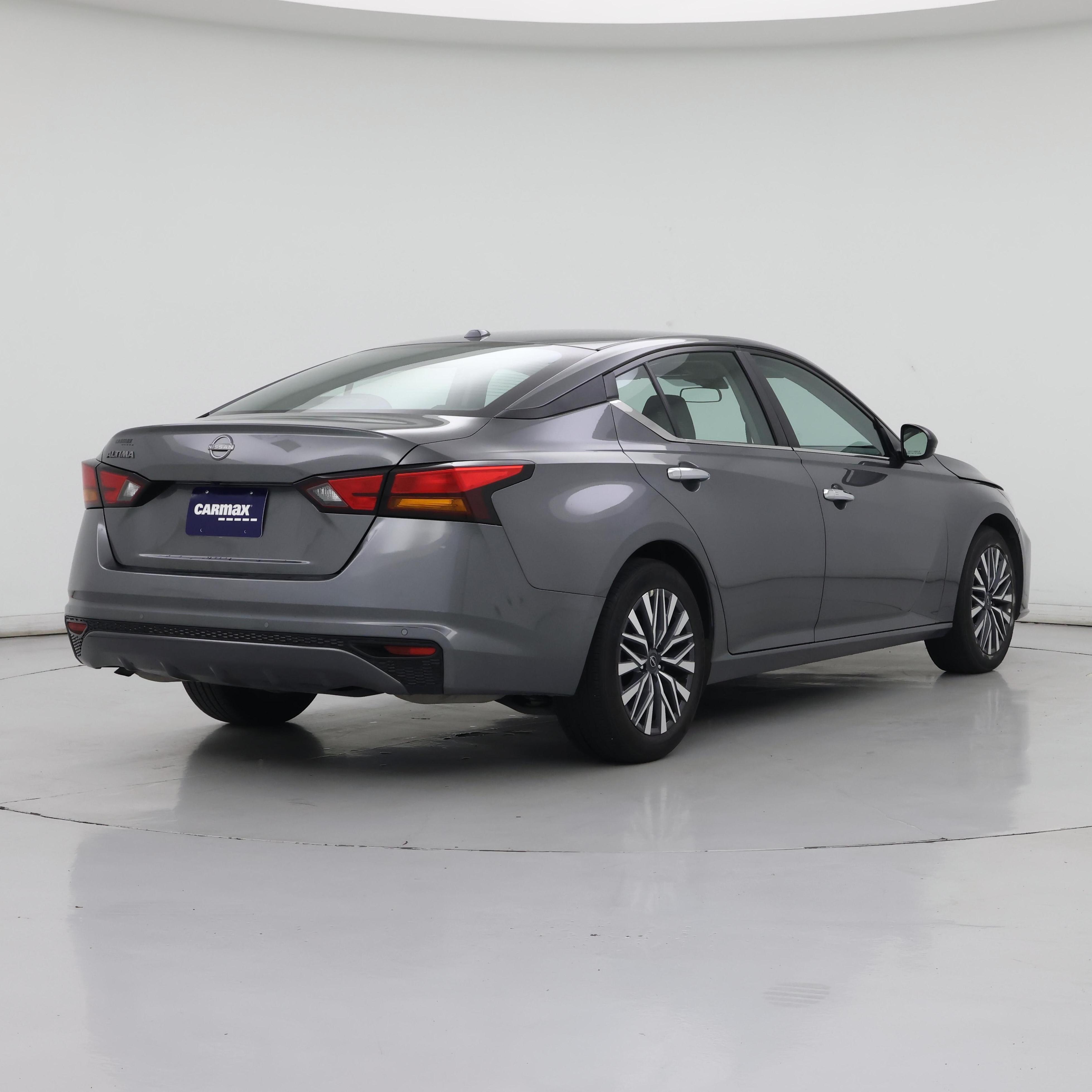 Thumbnail: 2025 Nissan Altima - 8