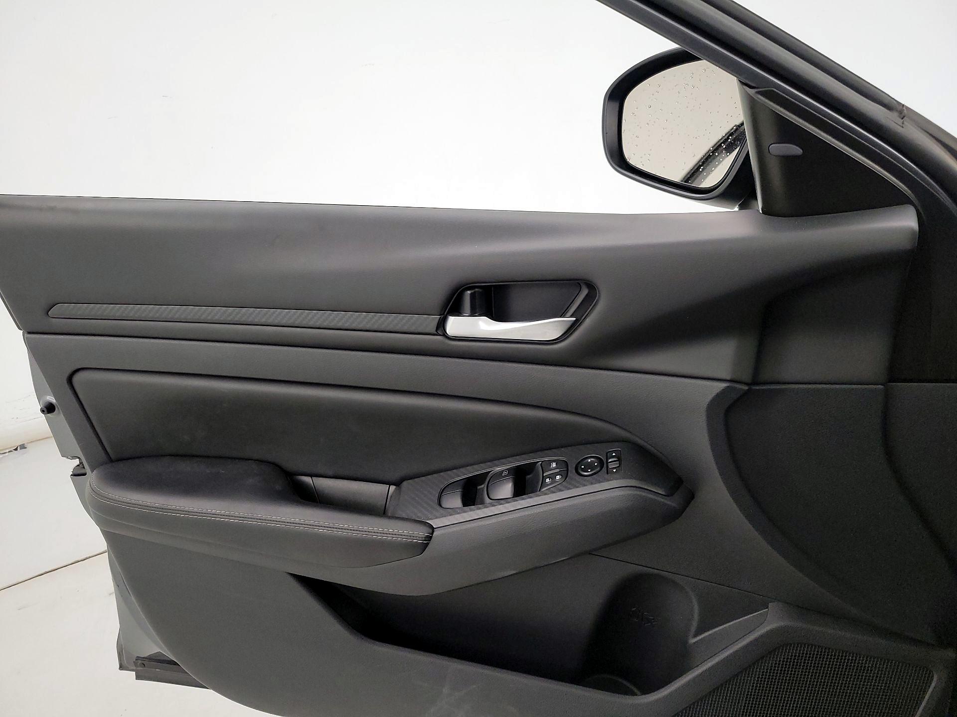 Thumbnail: 2025 Nissan Altima - 12