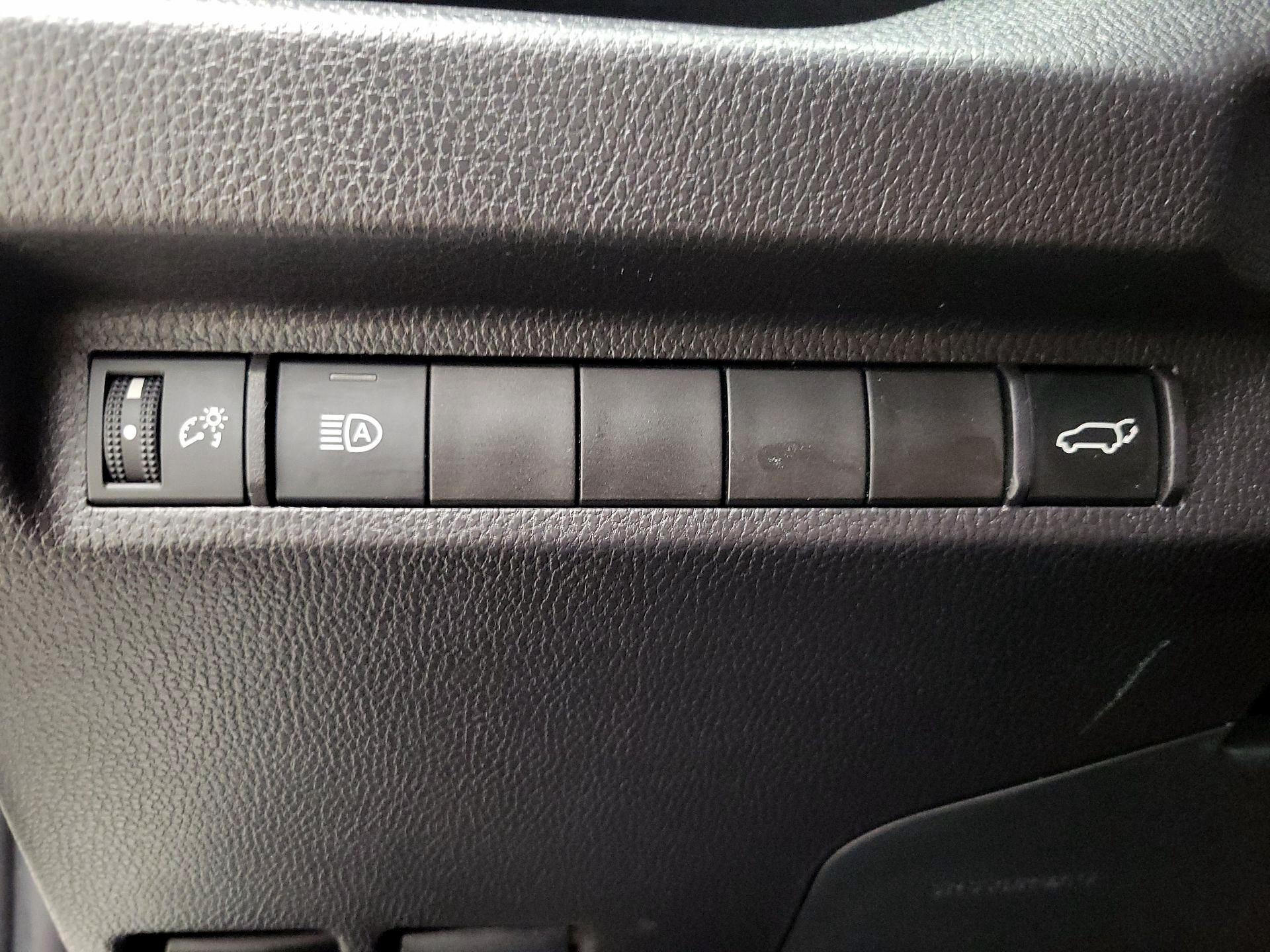 Thumbnail: 2025 Toyota RAV4 - 13