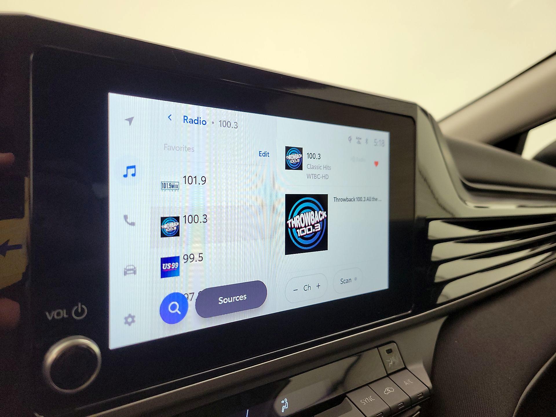 Thumbnail: 2025 Toyota Camry - 16