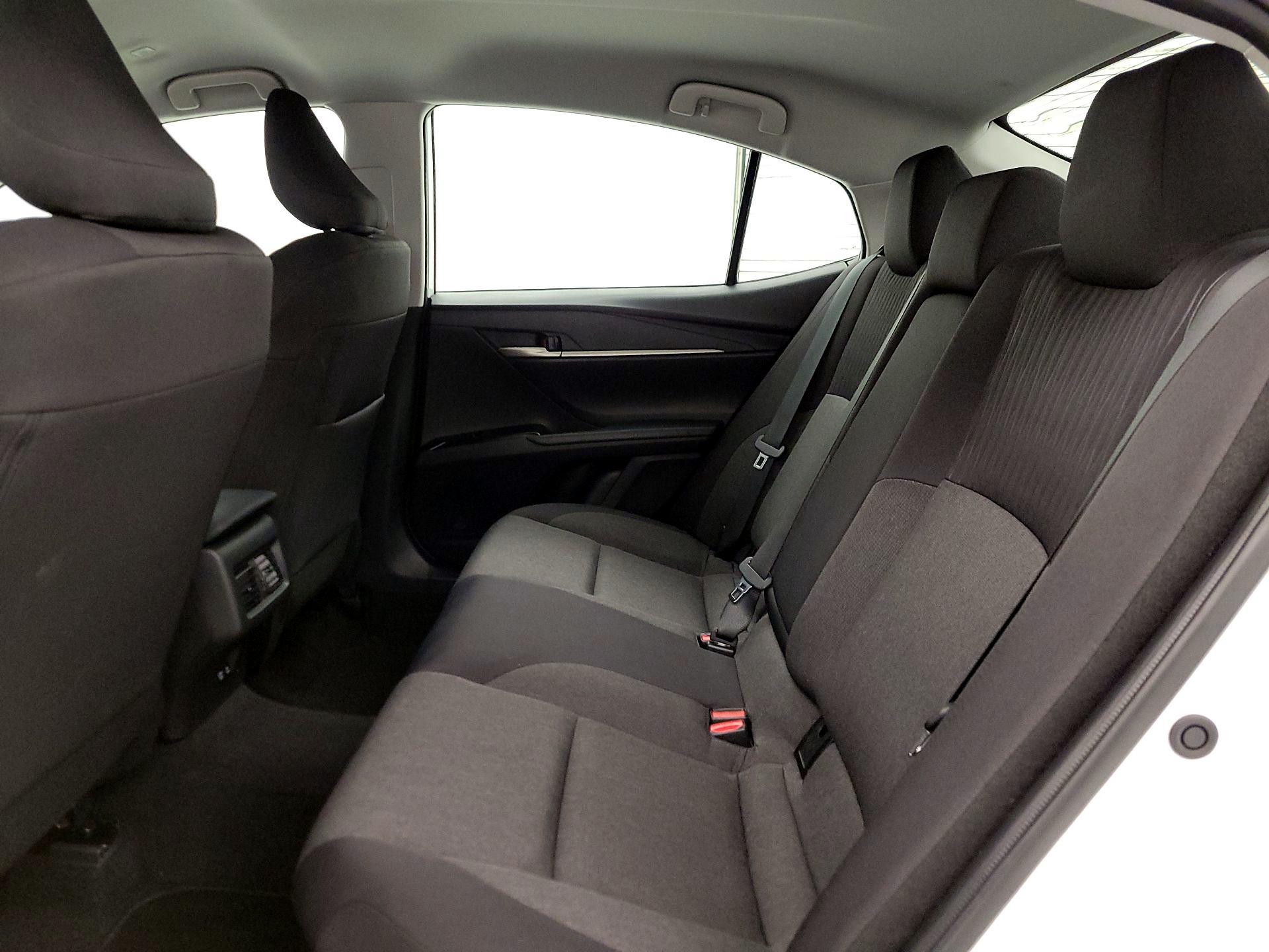 Thumbnail: 2025 Toyota Camry - 20