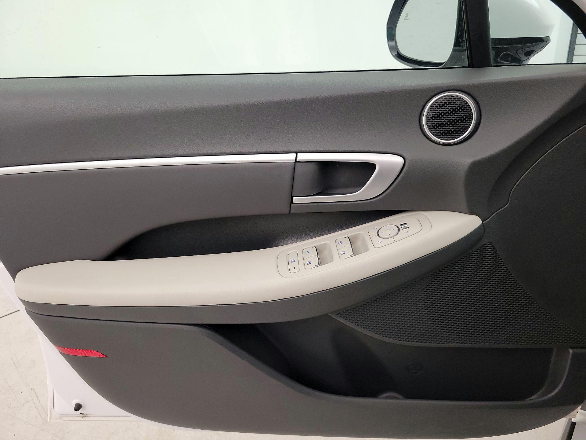 Thumbnail: 2025 Hyundai Sonata - 12