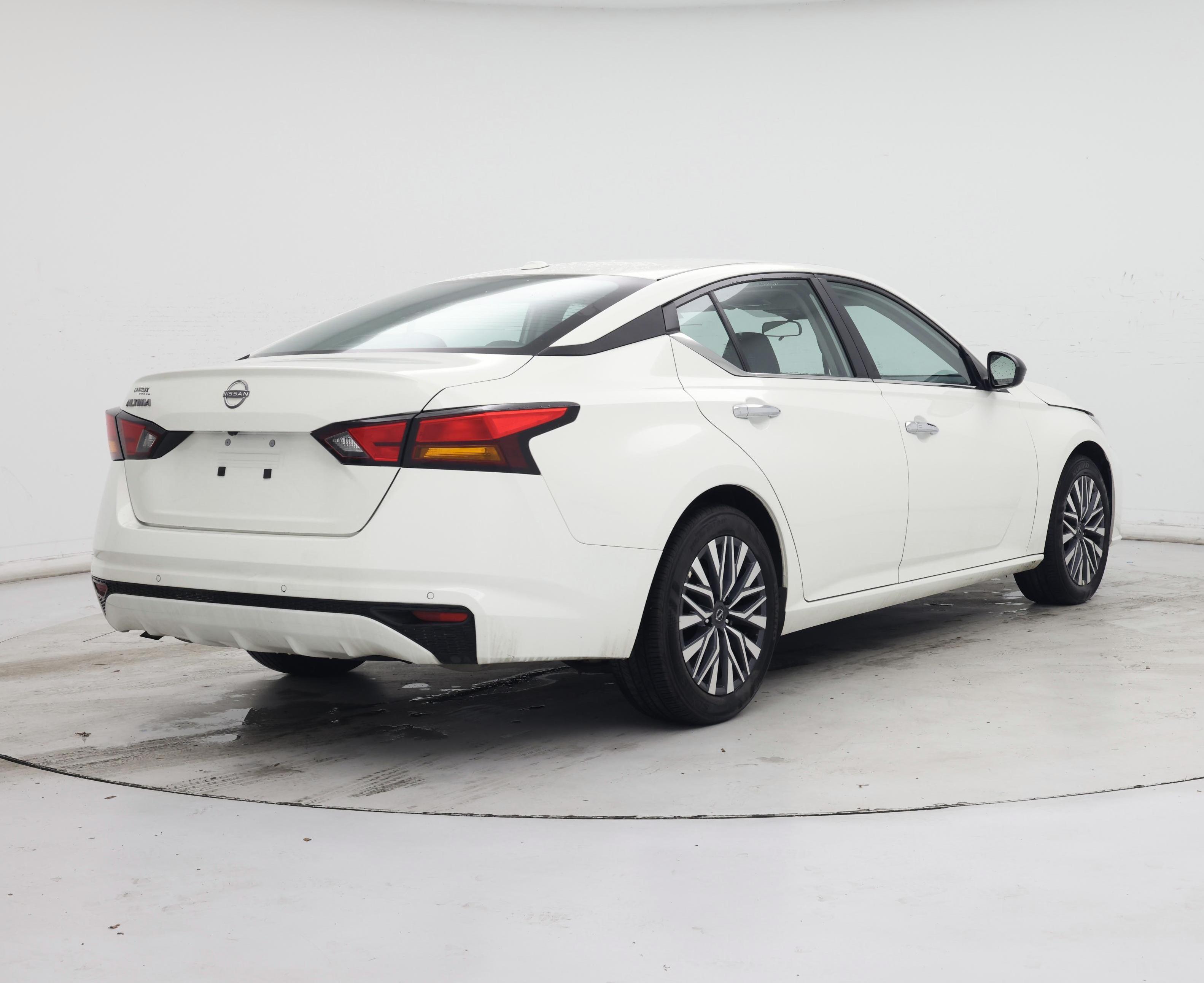 Thumbnail: 2025 Nissan Altima - 8