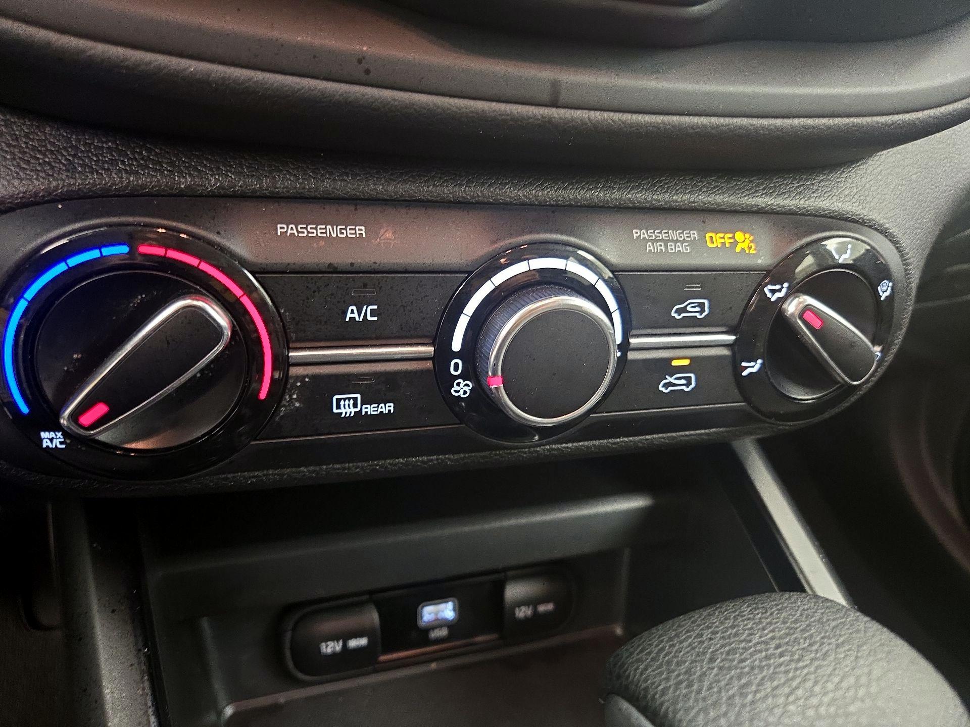 Thumbnail: 2025 Kia Soul - 16