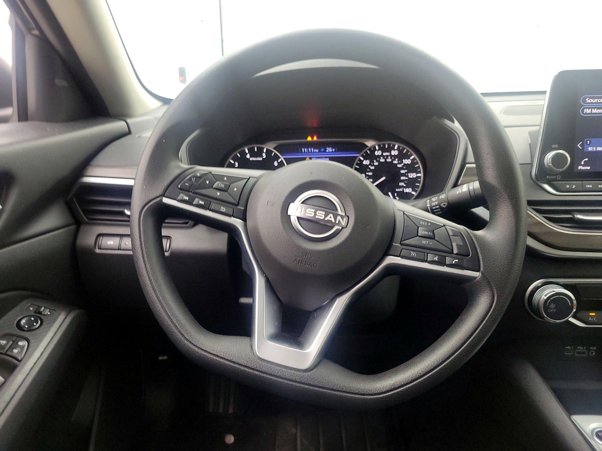 Thumbnail: 2025 Nissan Altima - 10