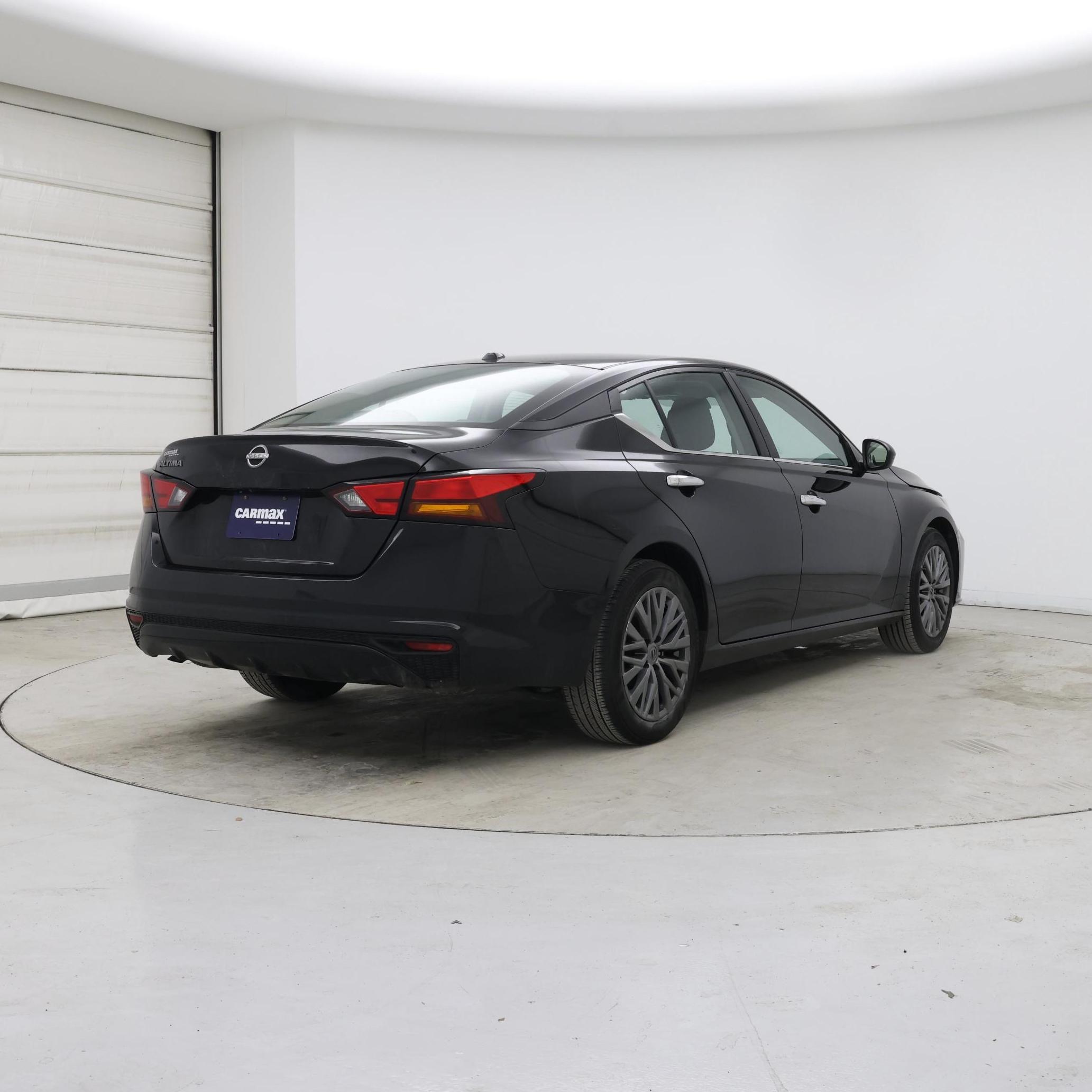 Thumbnail: 2025 Nissan Altima - 8