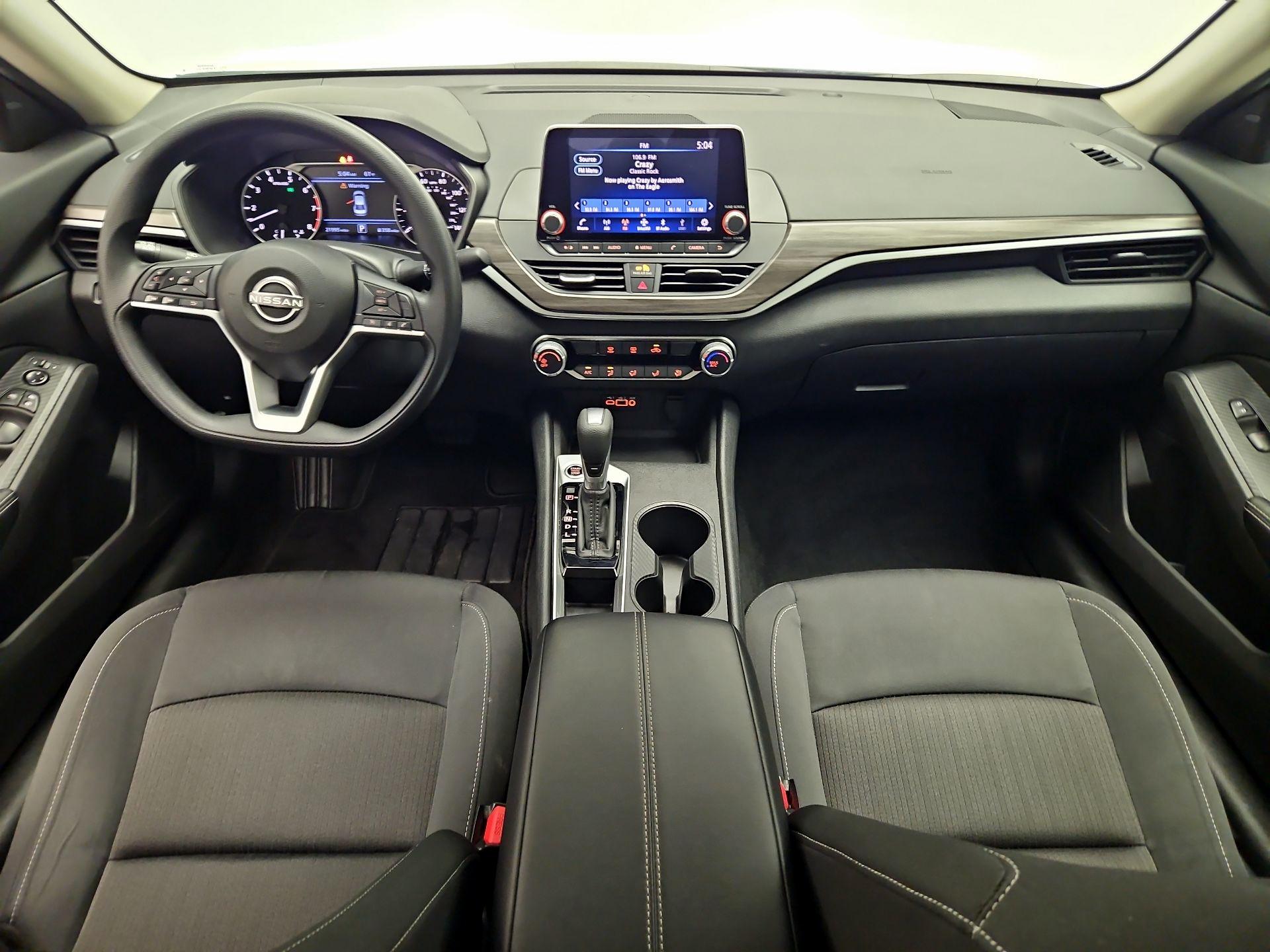 Thumbnail: 2025 Nissan Altima - 9