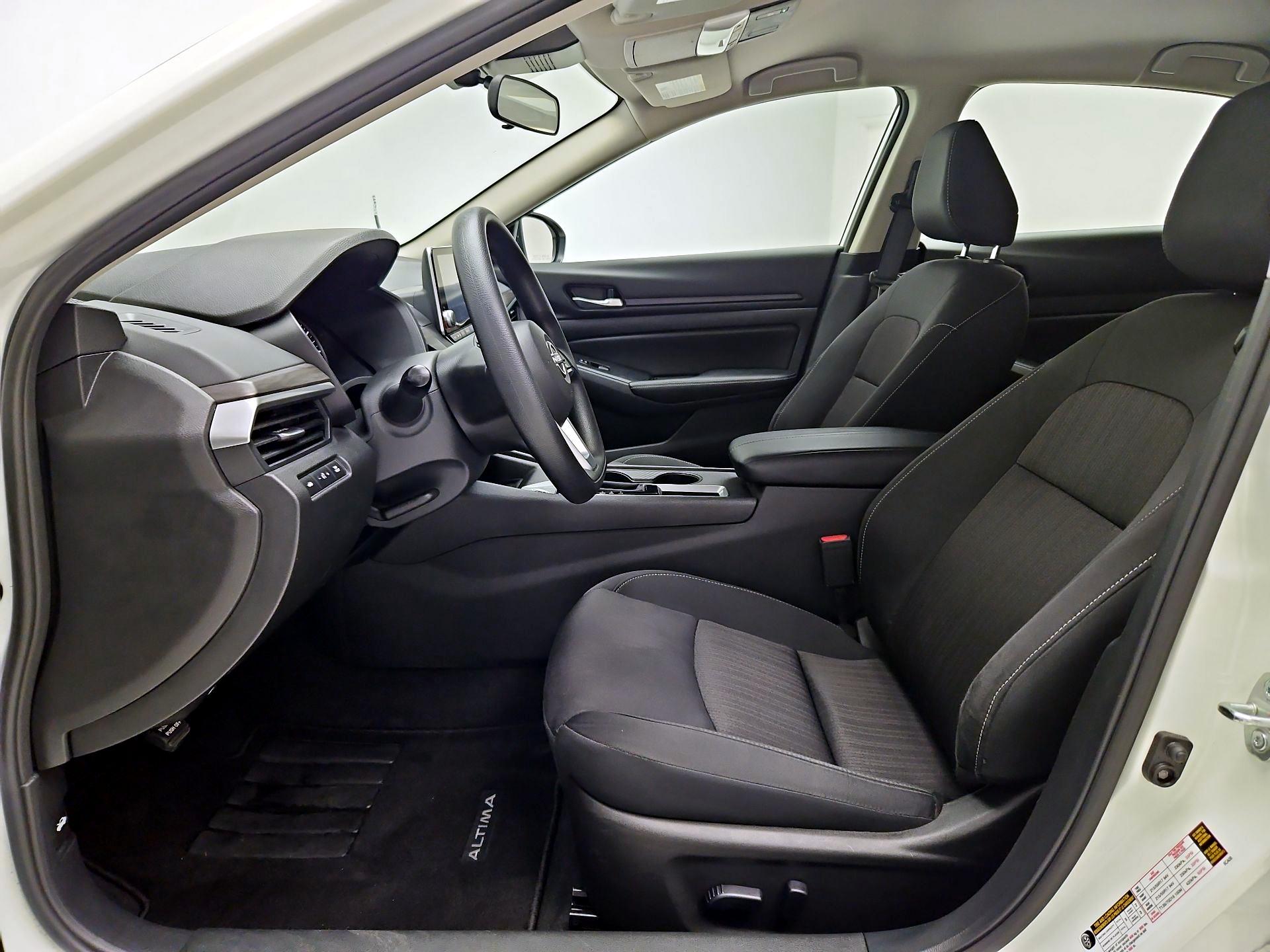 Thumbnail: 2025 Nissan Altima - 11