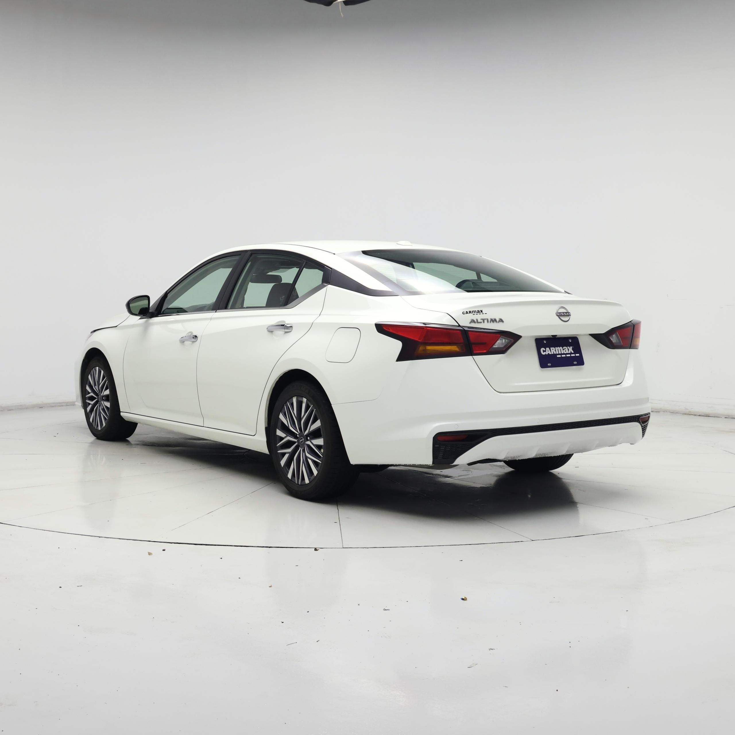 Thumbnail: 2025 Nissan Altima - 2