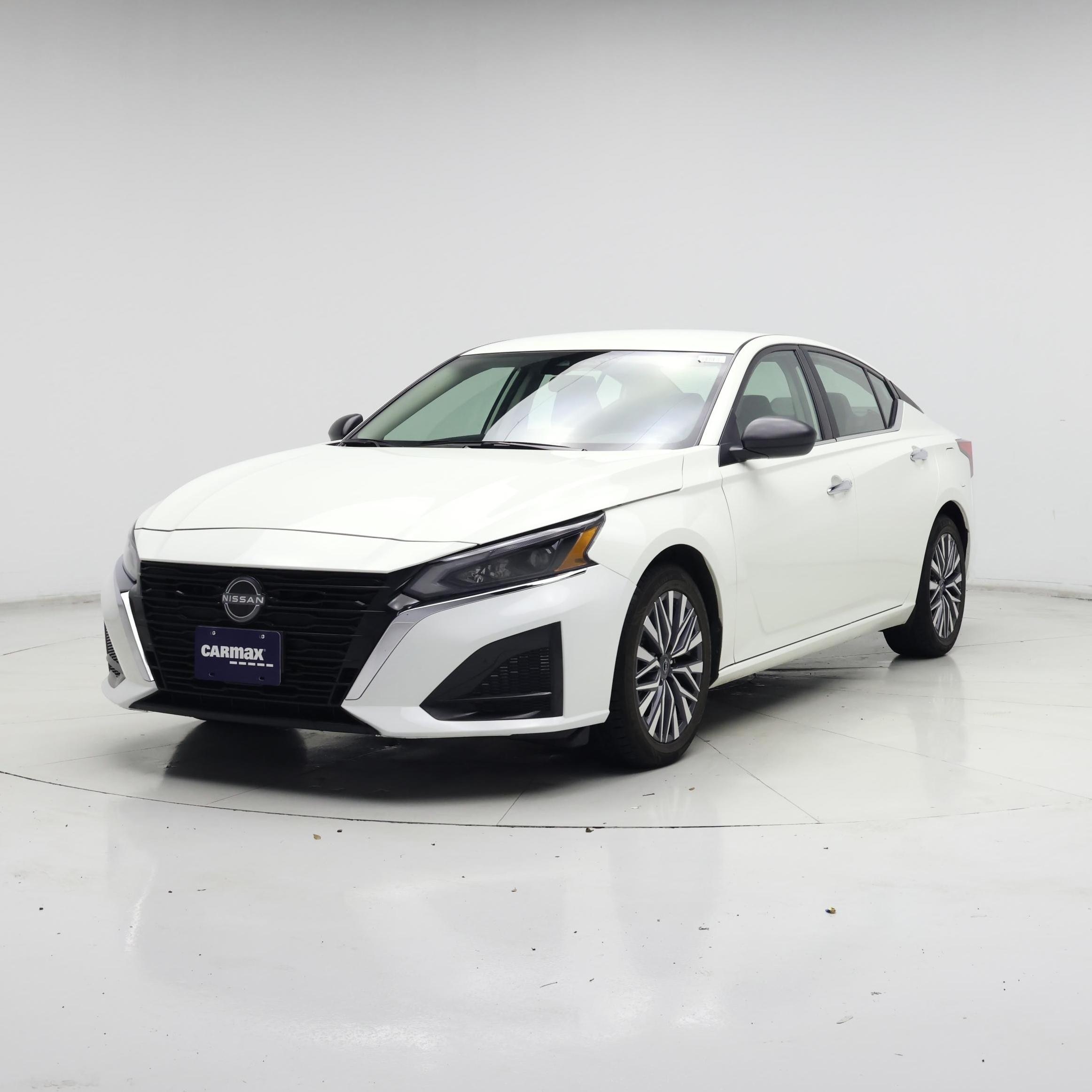 Thumbnail: 2025 Nissan Altima - 4