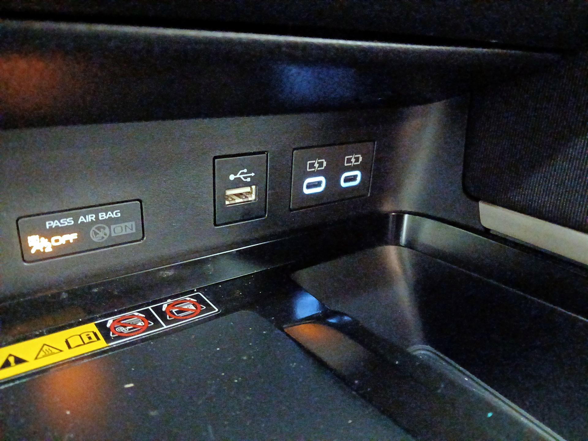 Thumbnail: 2025 Toyota Camry - 18