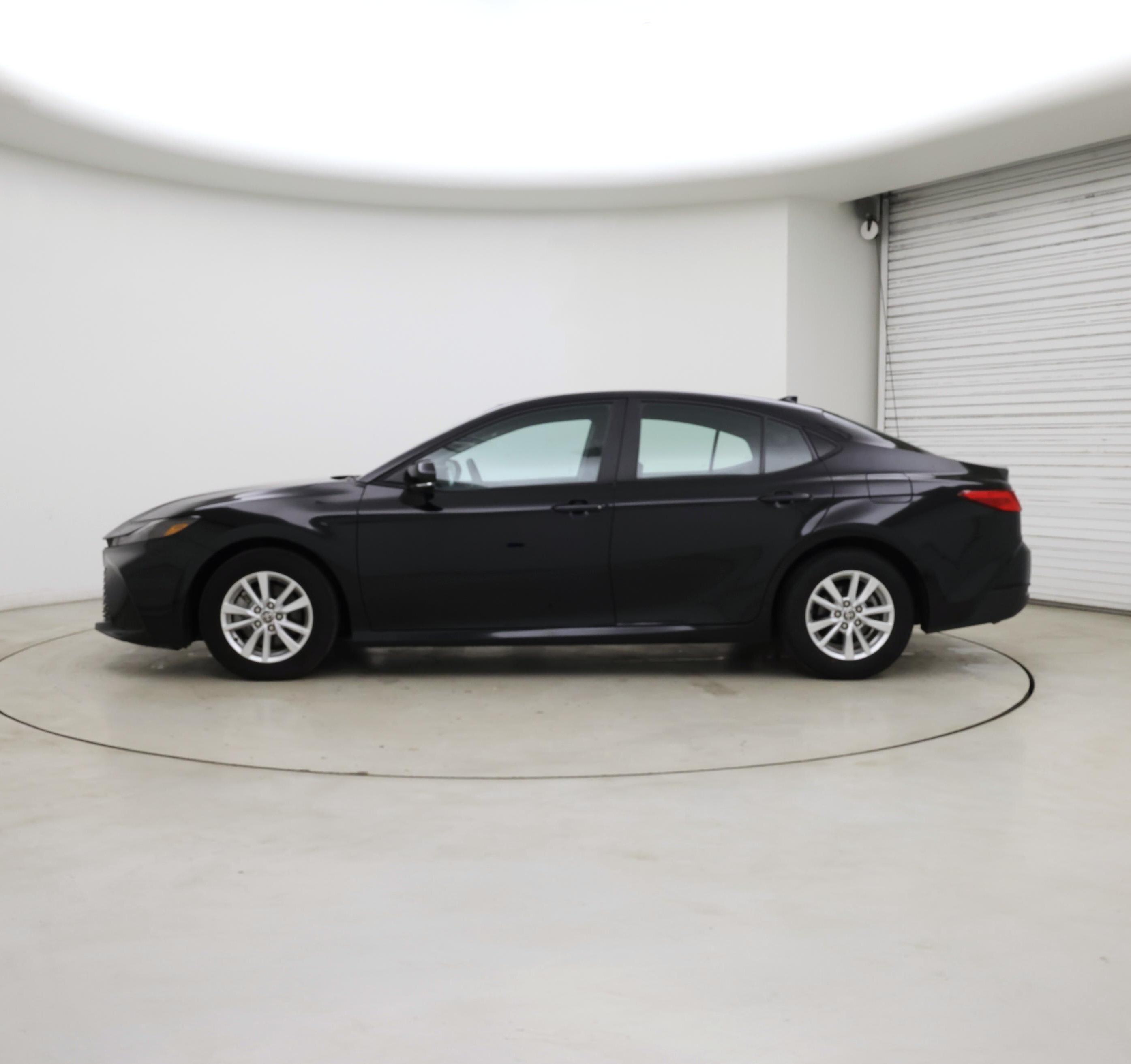 Thumbnail: 2025 Toyota Camry - 3