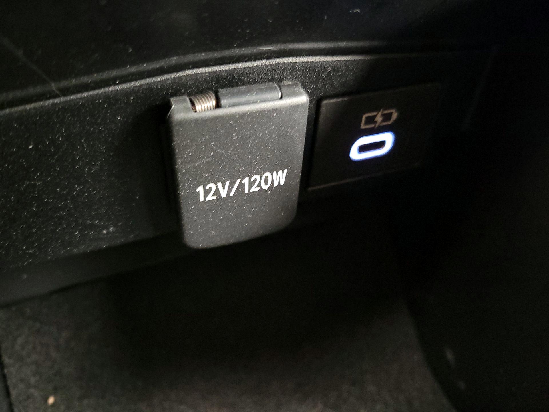 Thumbnail: 2023 Toyota Corolla - 18