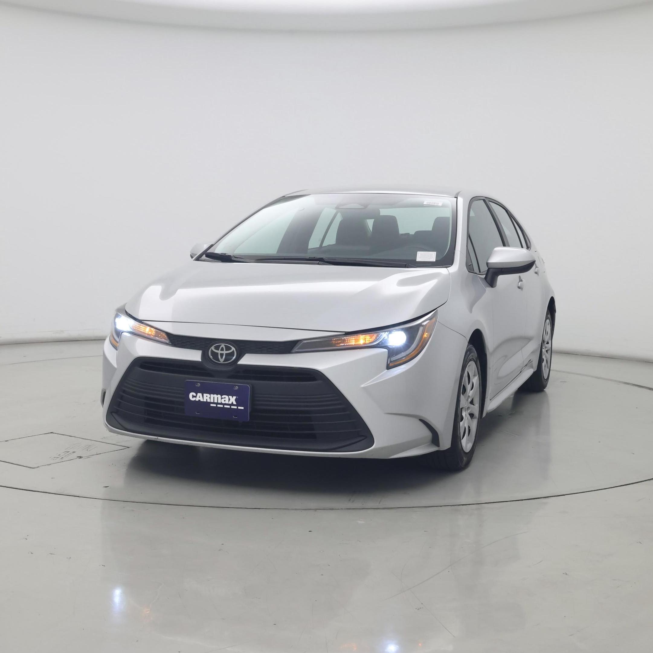 Thumbnail: 2023 Toyota Corolla - 4