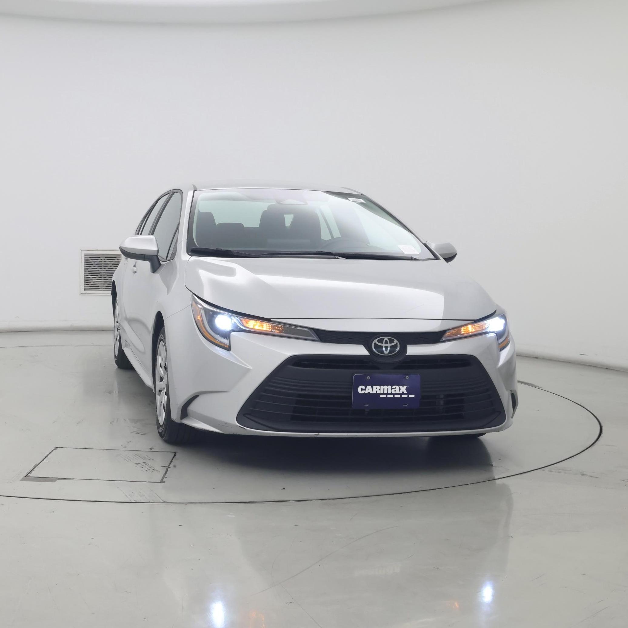 Thumbnail: 2023 Toyota Corolla - 5