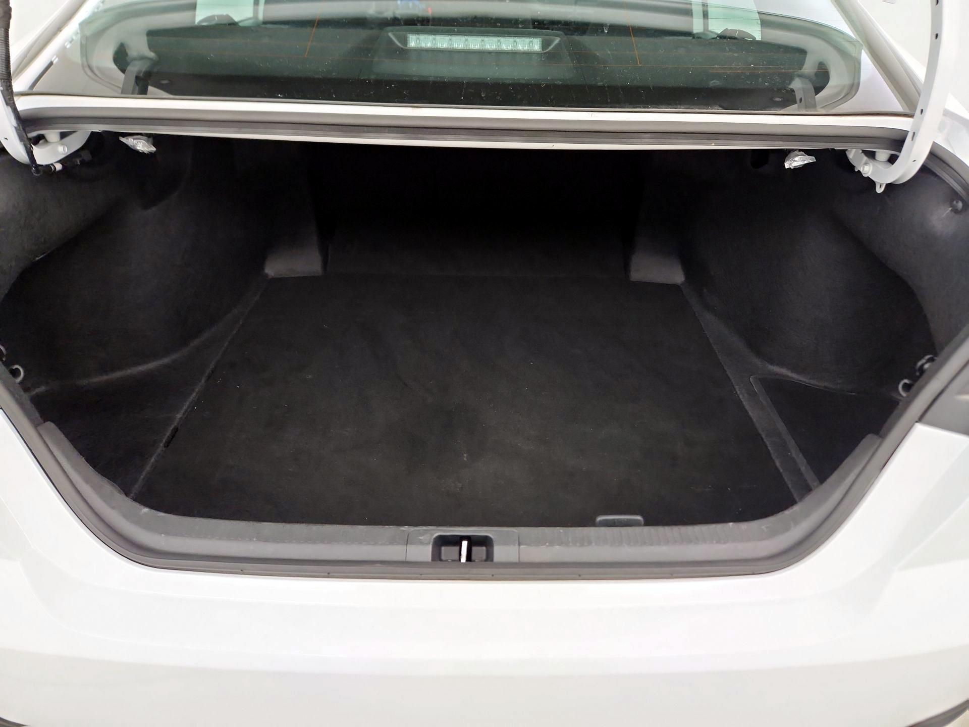 Thumbnail: 2025 Toyota Camry - 20