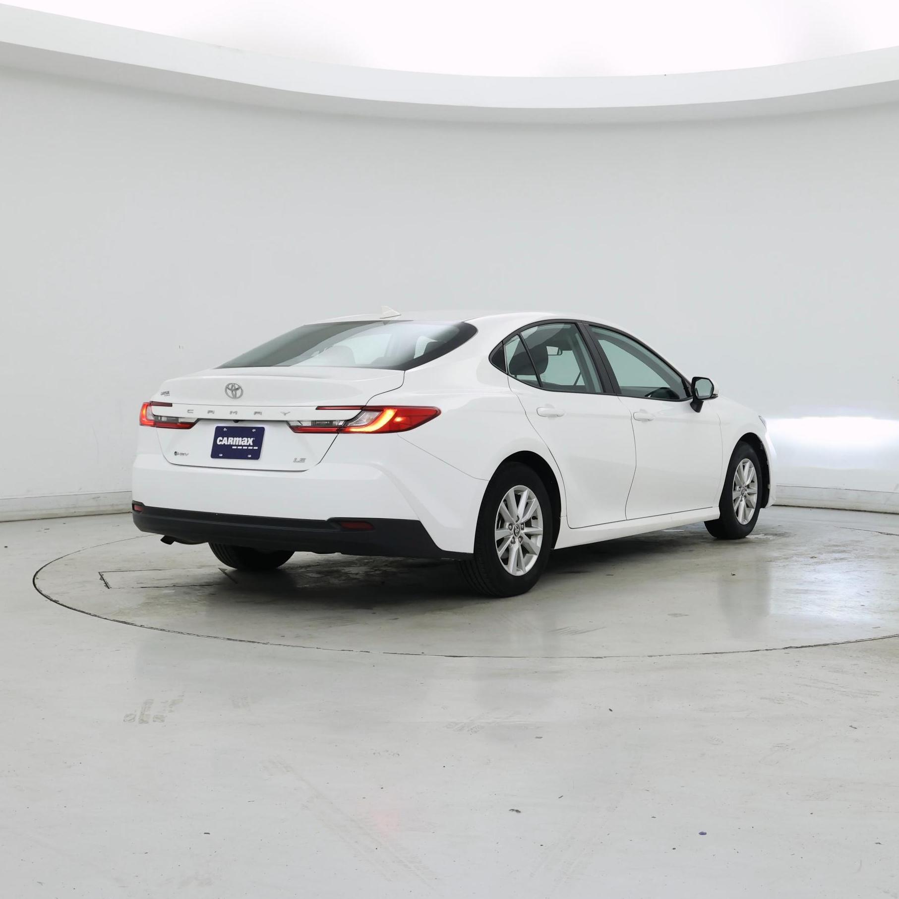 Thumbnail: 2025 Toyota Camry - 8